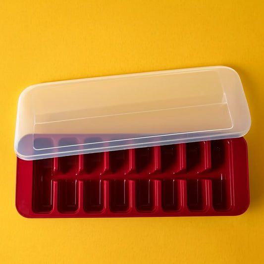 Supermom Frizzy Ice Tray With 2-in-1 Compartment For Ice Cubes And Storage Box (1 Pc) - Zidbik