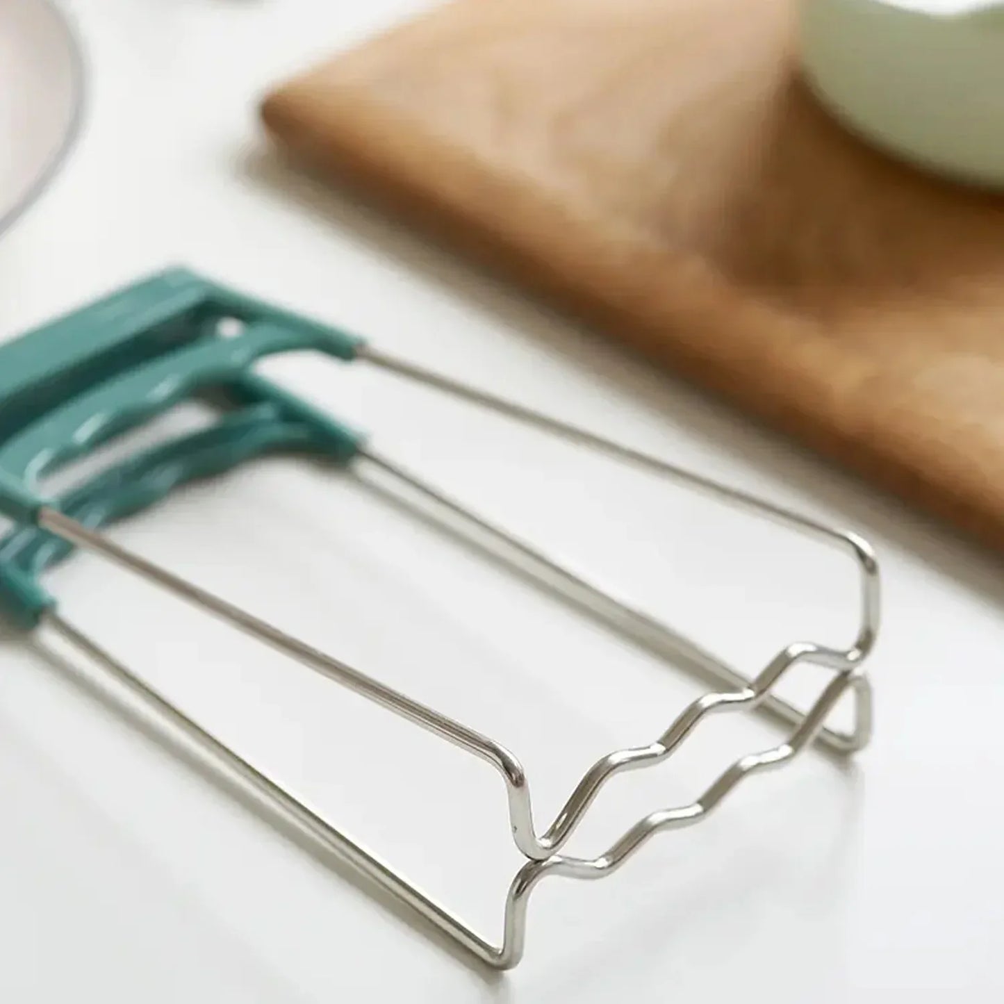 5906 Kitchen Tongs Bowls Clip Wearresistant Bowls Plates Clip Lifter For Restaurants For Kitchen (1 Pc) - Zidbik