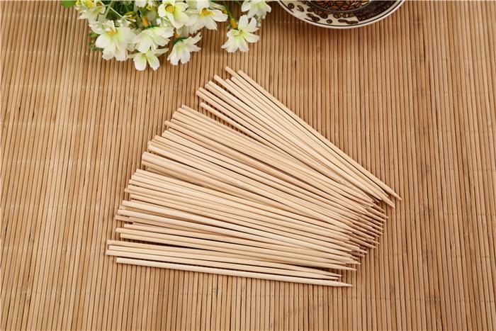 1100 Camping Wooden Color Bamboo Bbq Skewers Barbecue Shish Kabob Sticks Fruit Kebab Meat Party Fountain Bamboo Bbq Sticks Skewers Wooden (20cm) - Zidbik