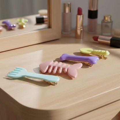 Cute Cartoon Shape Hair Clips (4 Pc) - Zidbik