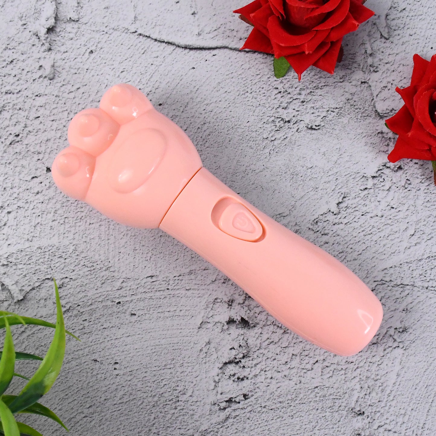 Bear Hand Massager For Khujli Relief - Soothing Comfort For Itchy Skin - Zidbik