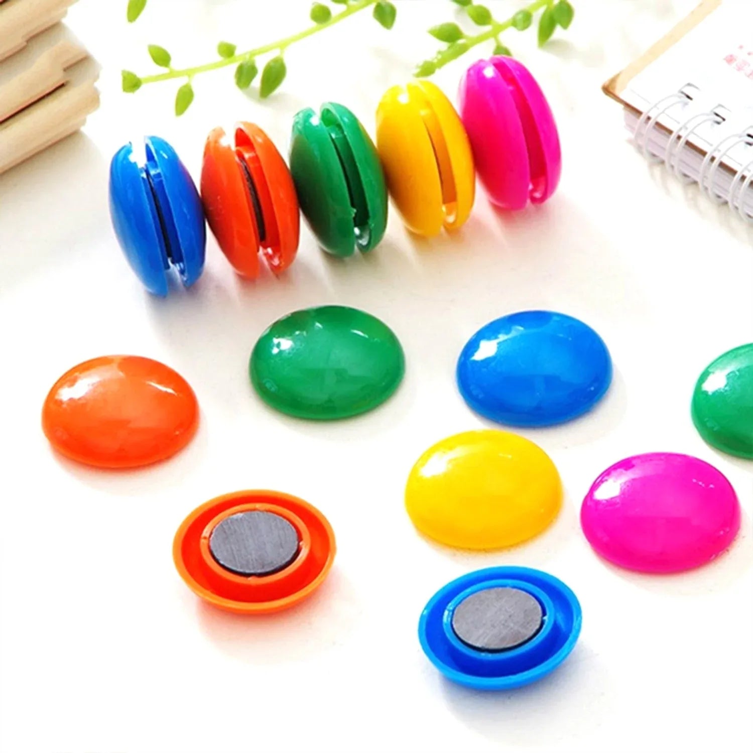 4983 White Board Magnetic Particle Circle 2cm Color Magnetic Nail Household Teaching Magnet Strong Plastic Magnetic Buckle (Pack Of 200pc) - Zidbik