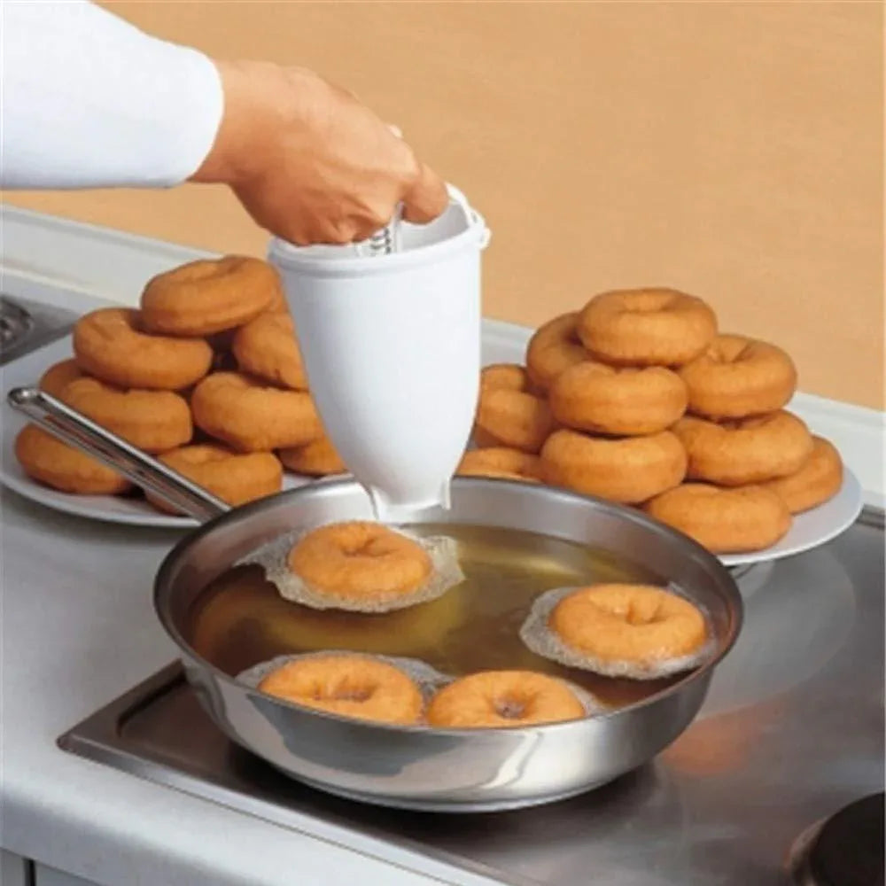 646 Mini Donut Maker Dispenser - Plastic Vadameduwada Maker - Zidbik