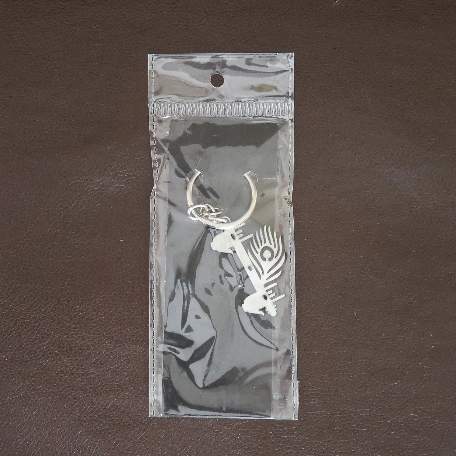 Krishna Flute Peacock Feather Metal Keychain - (1 Pc) - Zidbik