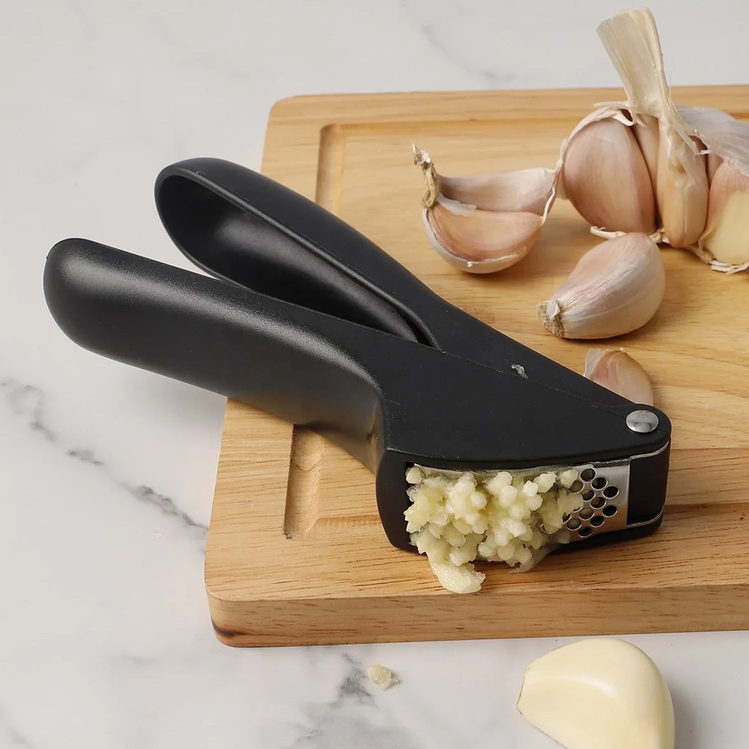 Manual Garlic Press Crusher Tool (1 Pc) - Zidbik