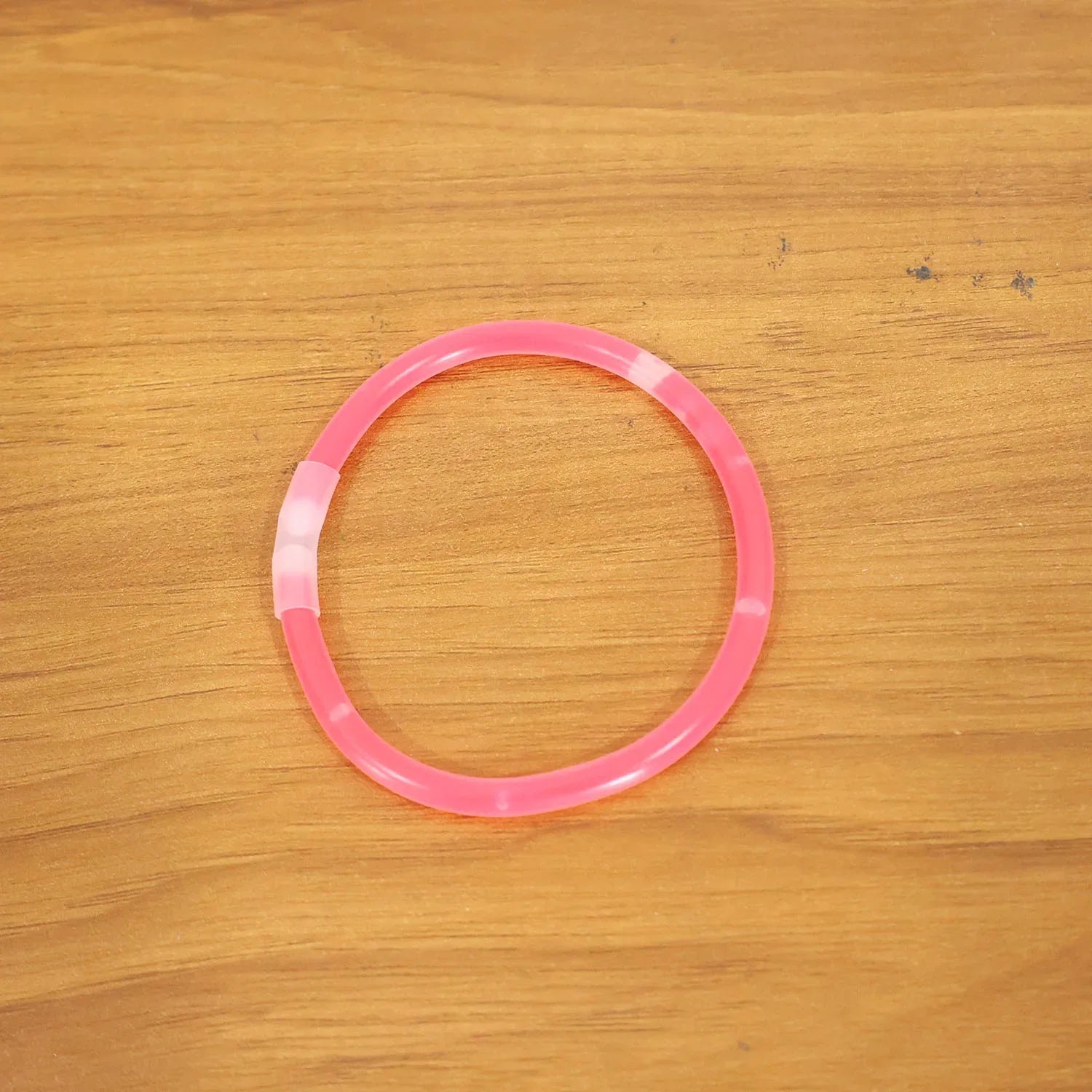 Glow-in-the-dark Light Bracelet (1 Pc) - Zidbik
