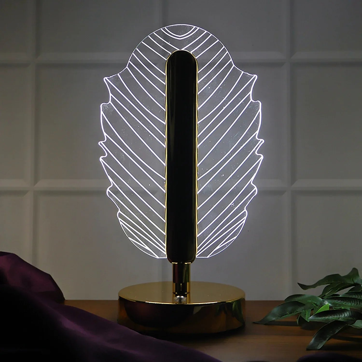 Premium Leaf Shape Crystal Table Lamp (1 Pc) - Zidbik