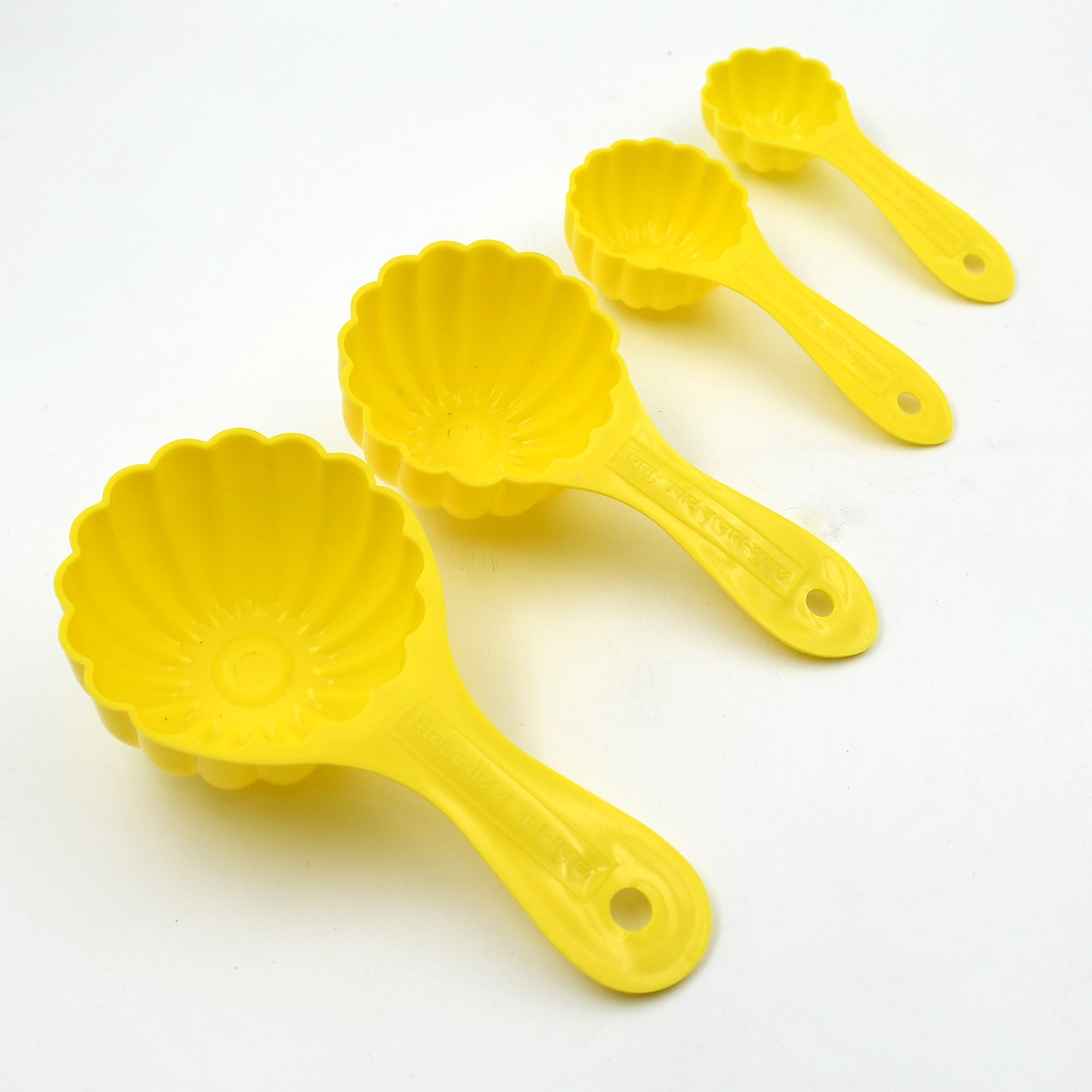 5559 Plastic Kitchen Tool Mould  Ladoo Mould Spoon Ladoo Making Spoon Set For Kitchen Multipurpose Plastic Ladoo Mold For Making Different Variety Of Ladoo (4 Pcs Set) - Zidbik