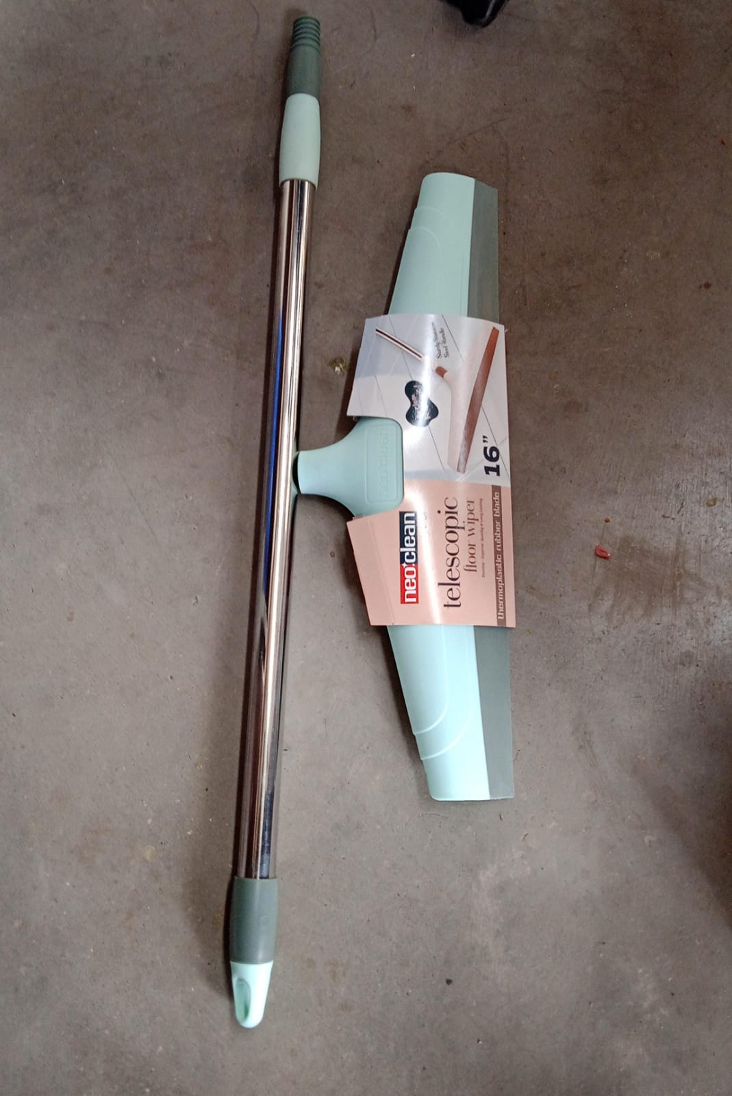 8709 Ganesh Telescopic Floor Wiper 16 Inch (40 Cm) - Zidbik