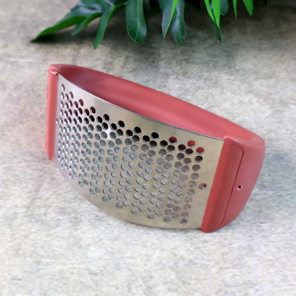 Supermom Premium Curve Garlic Press Crusher (1 Pc) - Zidbik