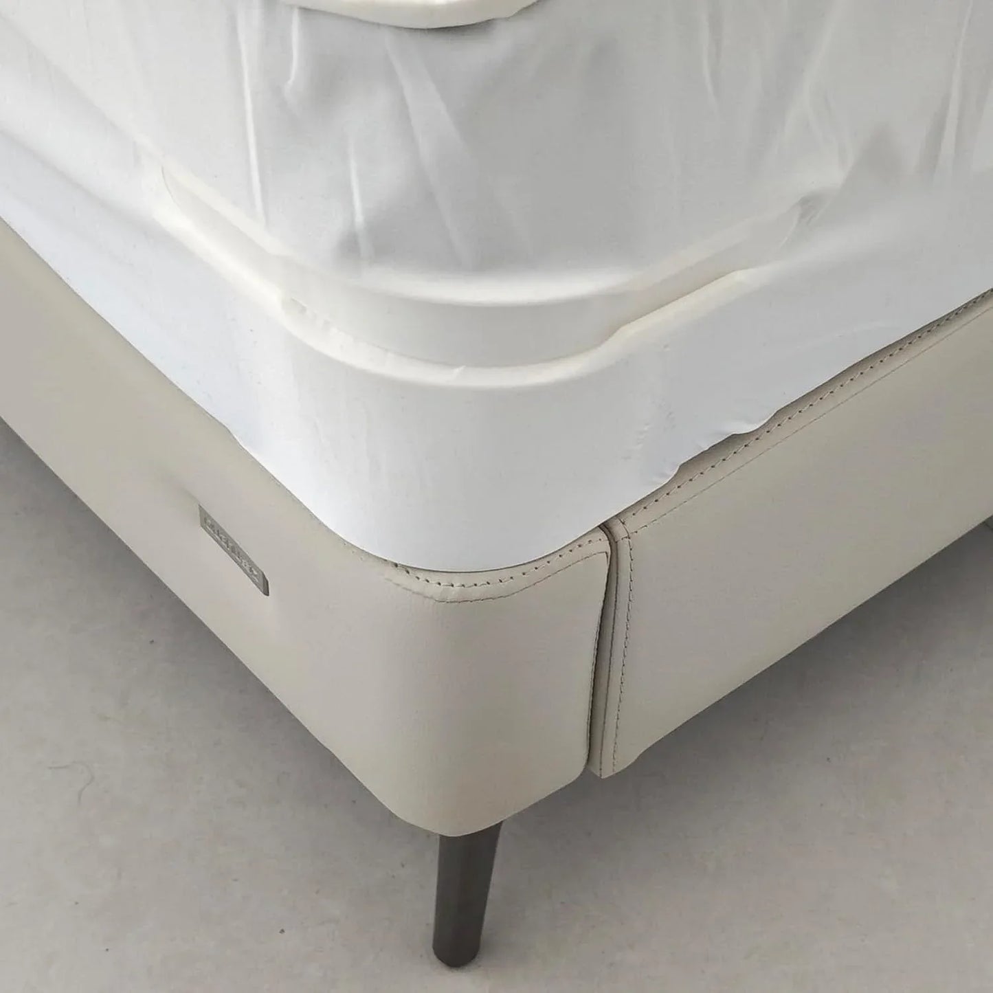 Plastic Bed Sheet Holders For Mattress (4 Pc Set) - Zidbik