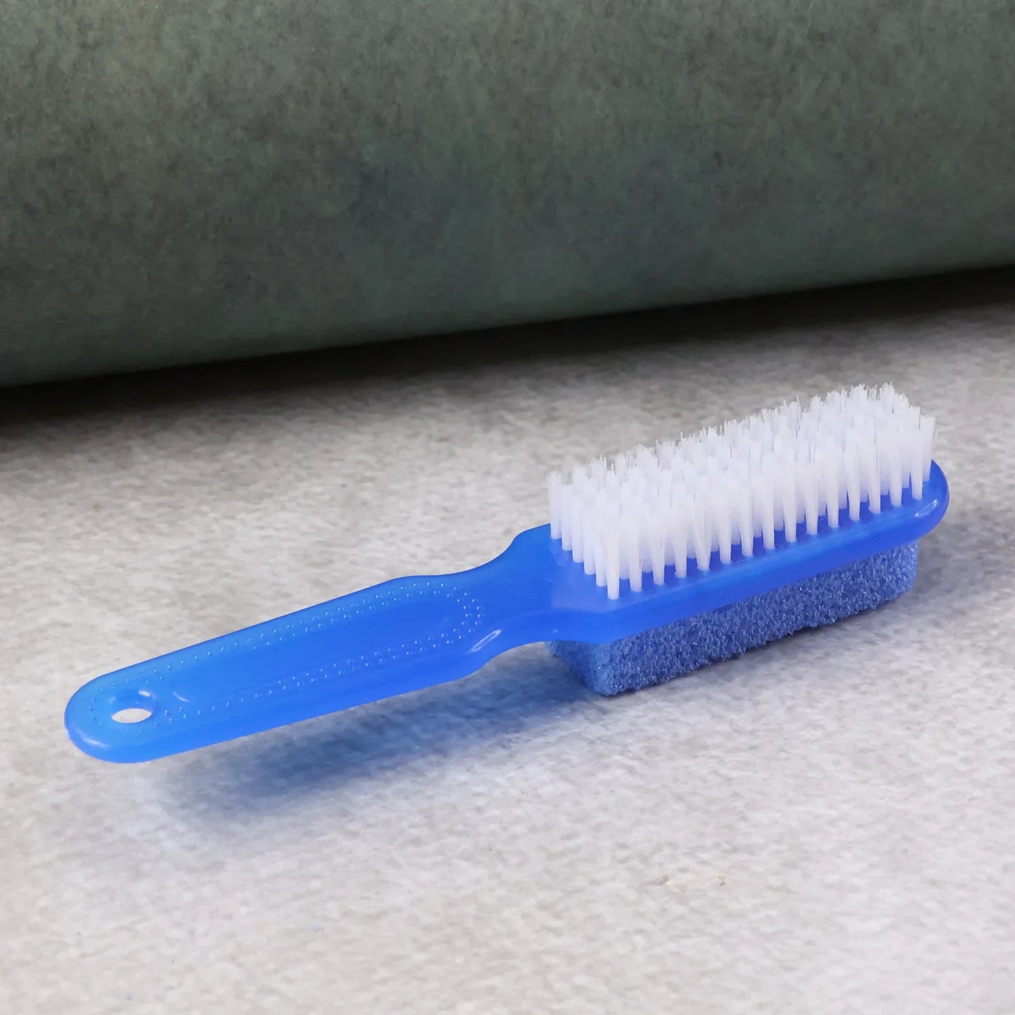 2-in-1 Foot Scrubber Brush With Pumice Stone - Zidbik