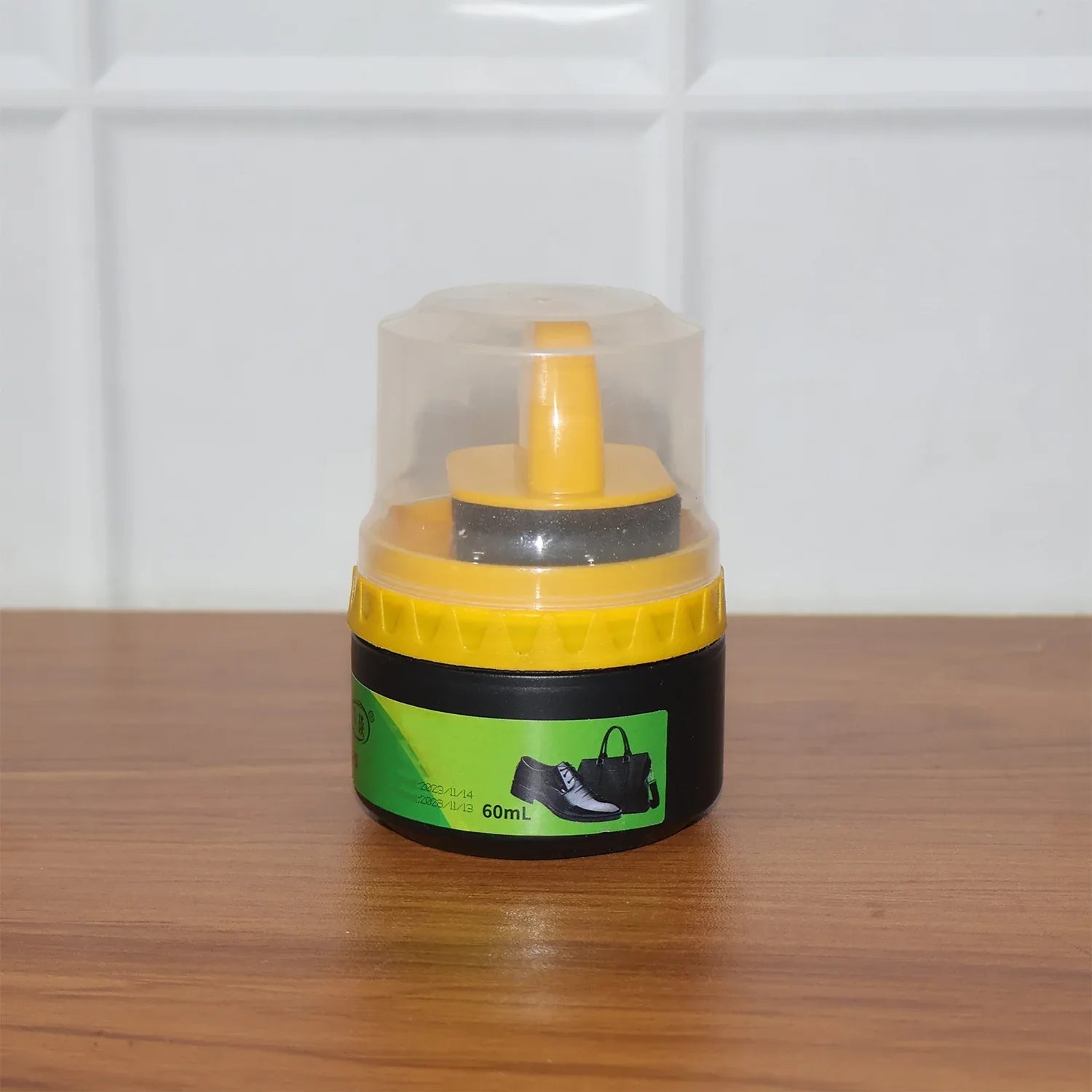 Black Shoe Polish Cream With Built-in Sponge Applicator (60 Ml Approx) - Zidbik