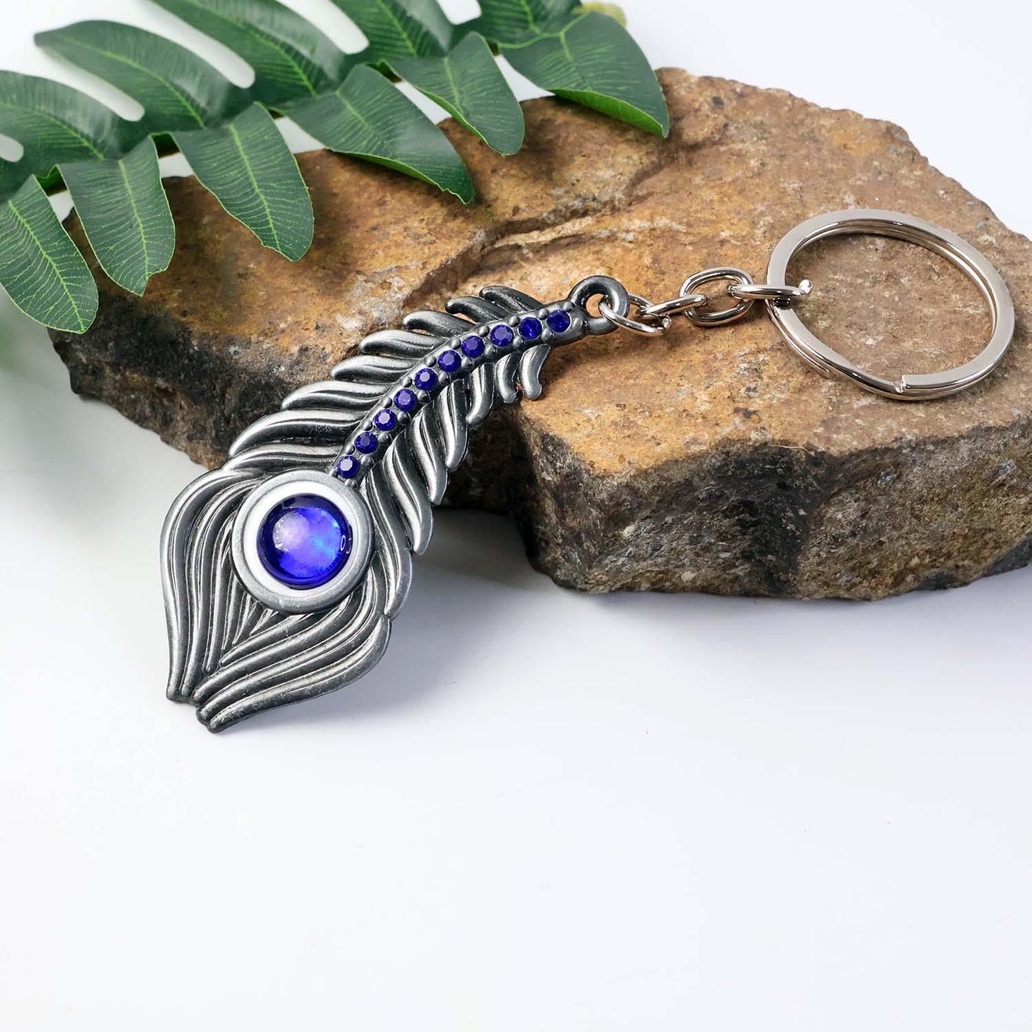 Elegant Metal Peacock Feather Keychain (1 Pc) - Zidbik