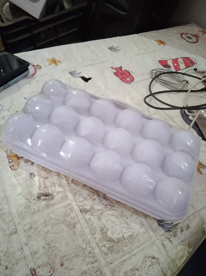 5727 18 Grid Egg Holder Storage Shock-proof Egg Container With Buckle Egg Carrier Egg Tray Egg Shelter Effective Full Seal Egg House Use For Fridge Camping Kitchen - Zidbik