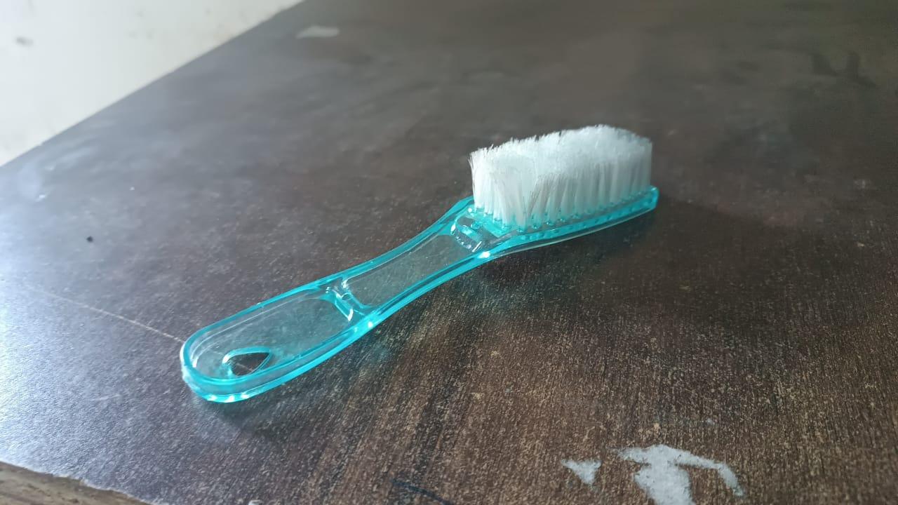 Plastic Handle Shoes Clothes Scrubbing Brush (1 Pc Mix Color 19 Cm) - Zidbik