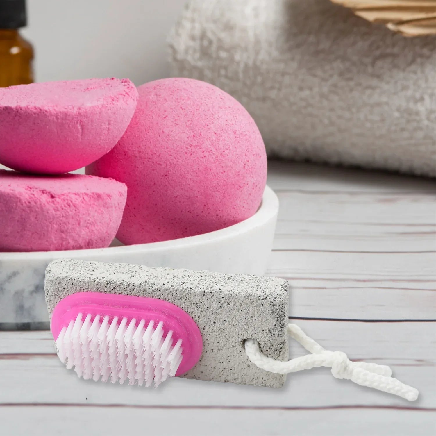 9352 Hand And Foot Brush With Pumice Stone To Remove Dead Skin Callus Stone Foot Scrubber Pedicure Brush For Dead Skin - Zidbik