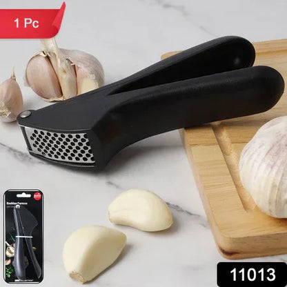 Manual Garlic Press Crusher Tool (1 Pc) - Zidbik
