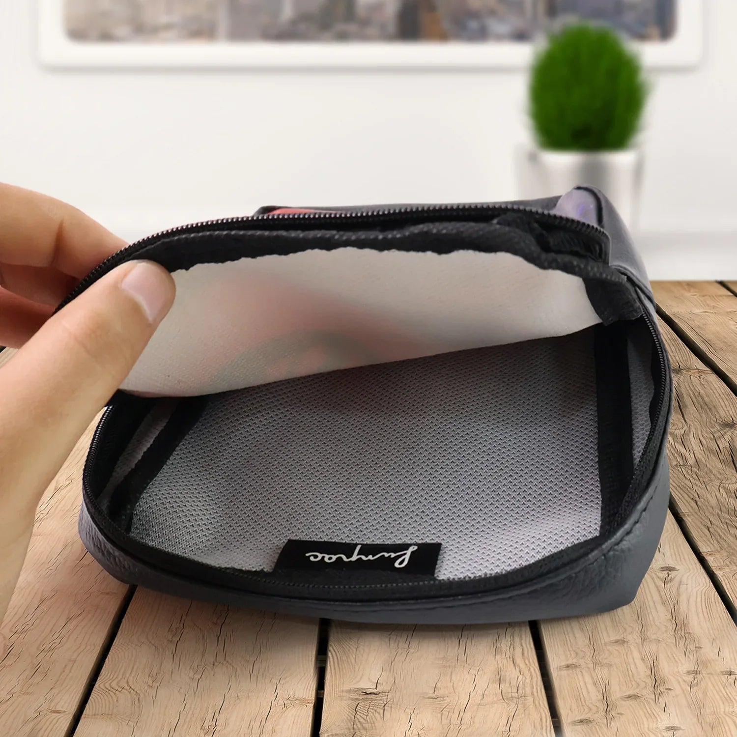 Handcrafted Multipurpose Zipper Pouch With Traditional Art Print (1 Pc) - Zidbik
