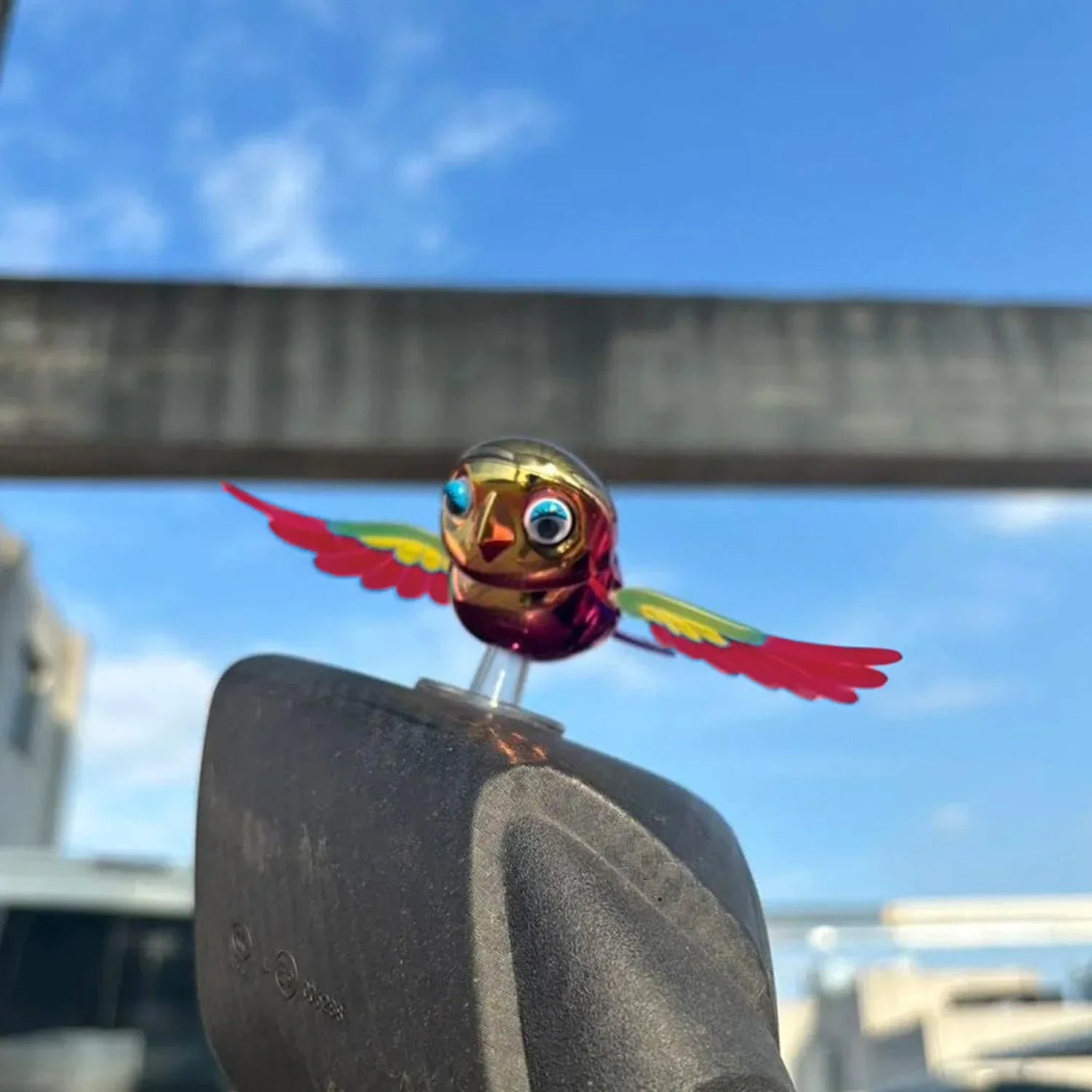 Wind Flying Bird Dashboard Decoration (1 Pc) - Zidbik