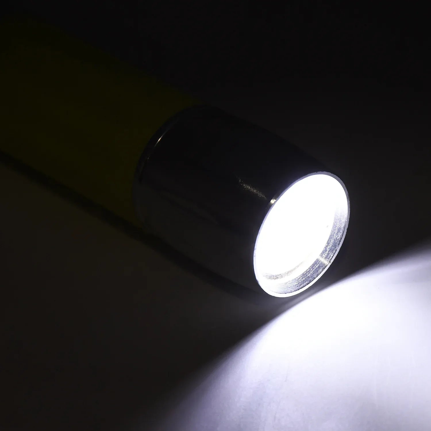 Portable Mini Torch Flashlight 9 Led Powerful High Lumens Pen Light Easy To Carry Portable Pocket Compact Torch For Emergency 3 Battery Operated (Battery Not Included 1 Pc) - Zidbik