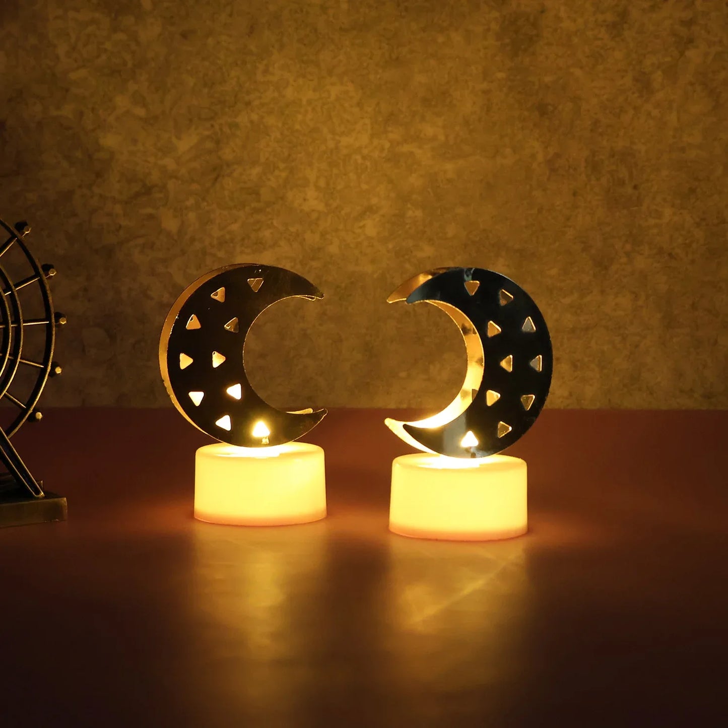 Decorative Moon Shaped Flameless Led Candles (4 Pc) - Zidbik