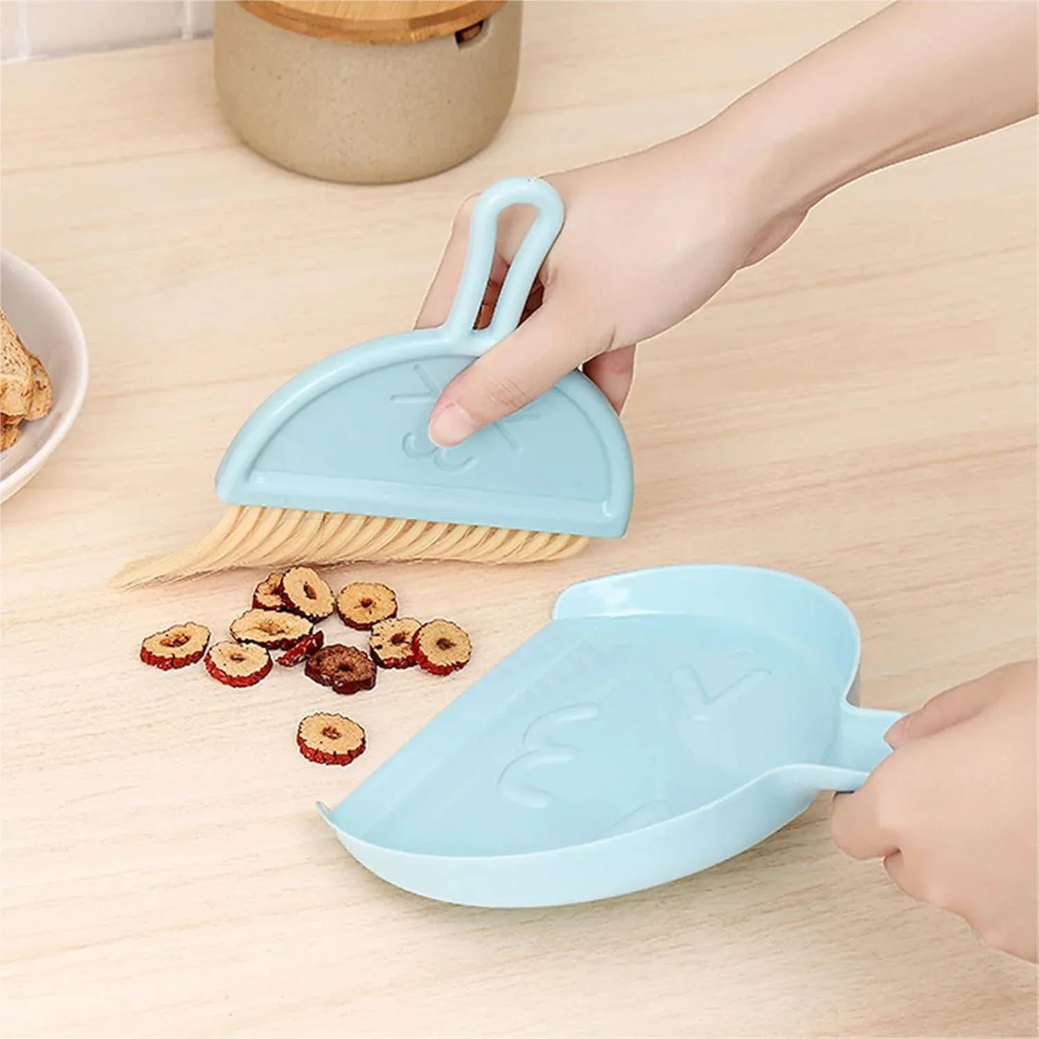 2-in-1 Mini Cleaning Dustpan Hand Brush Set (1 Set) - Zidbik