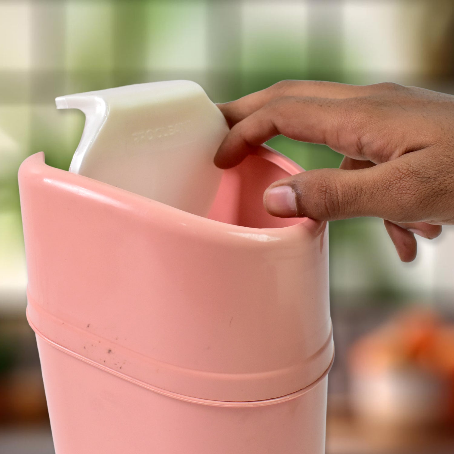 Mini Trash Can Dustbin Plastic Garbage Can With Lid (1 Pc) - Zidbik