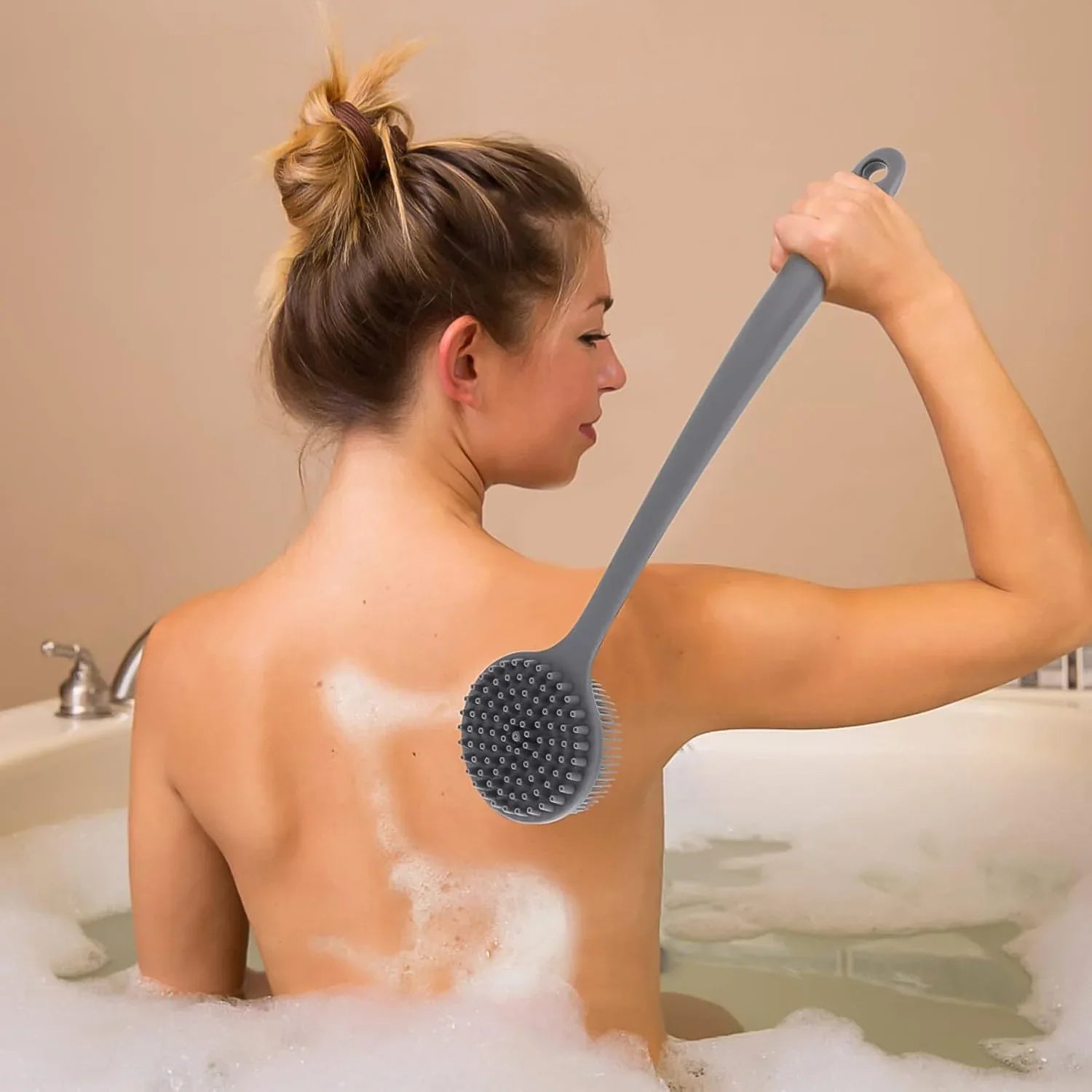 Silicone Back Scrubber Brush With Long Handle (1 Pc) - Zidbik