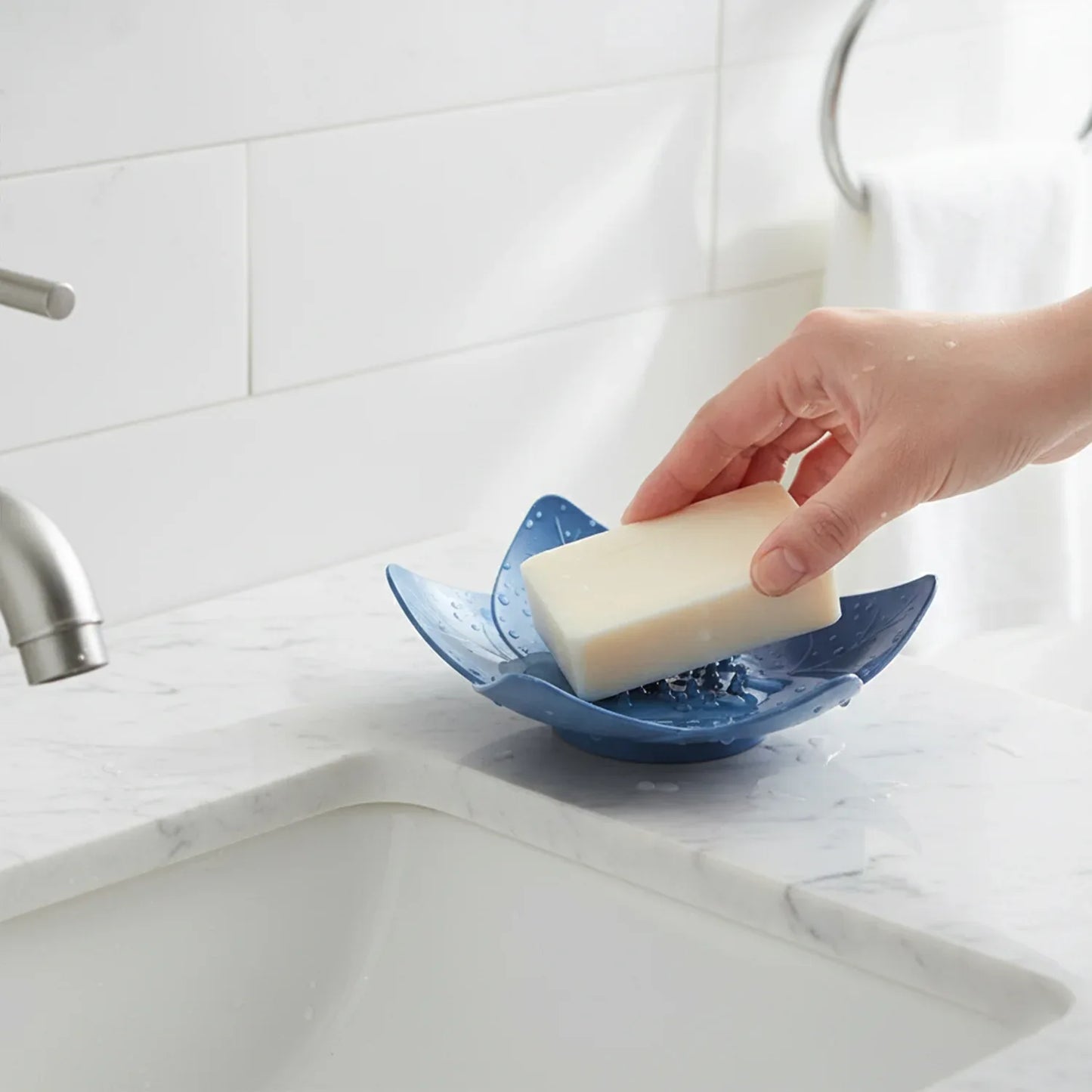 Supermom 3-piece Lotus Blossom Design Soap Holder Set - Zidbik