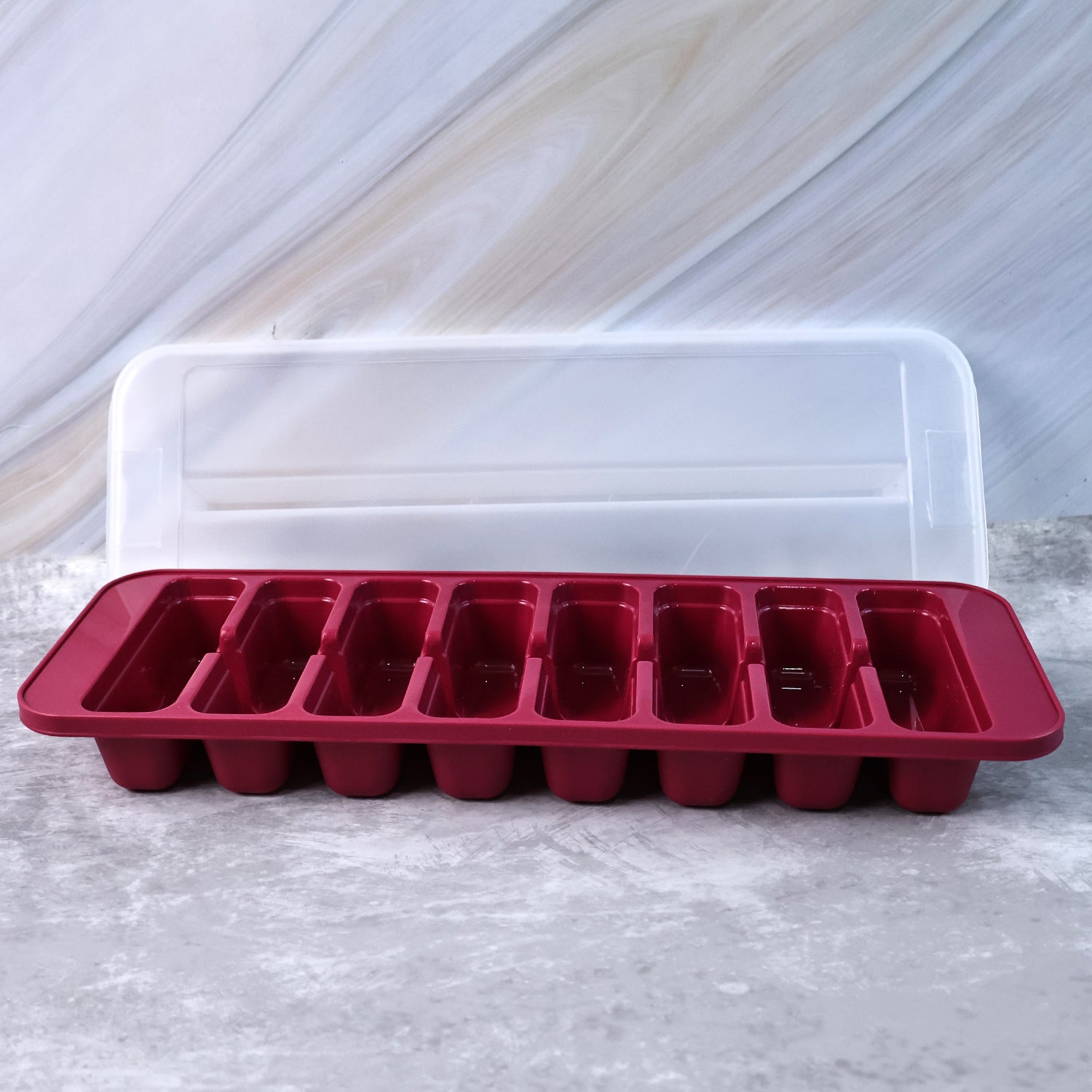 Supermom Frizzy Ice Tray With 2-in-1 Compartment For Ice Cubes And Storage Box (1 Pc) - Zidbik