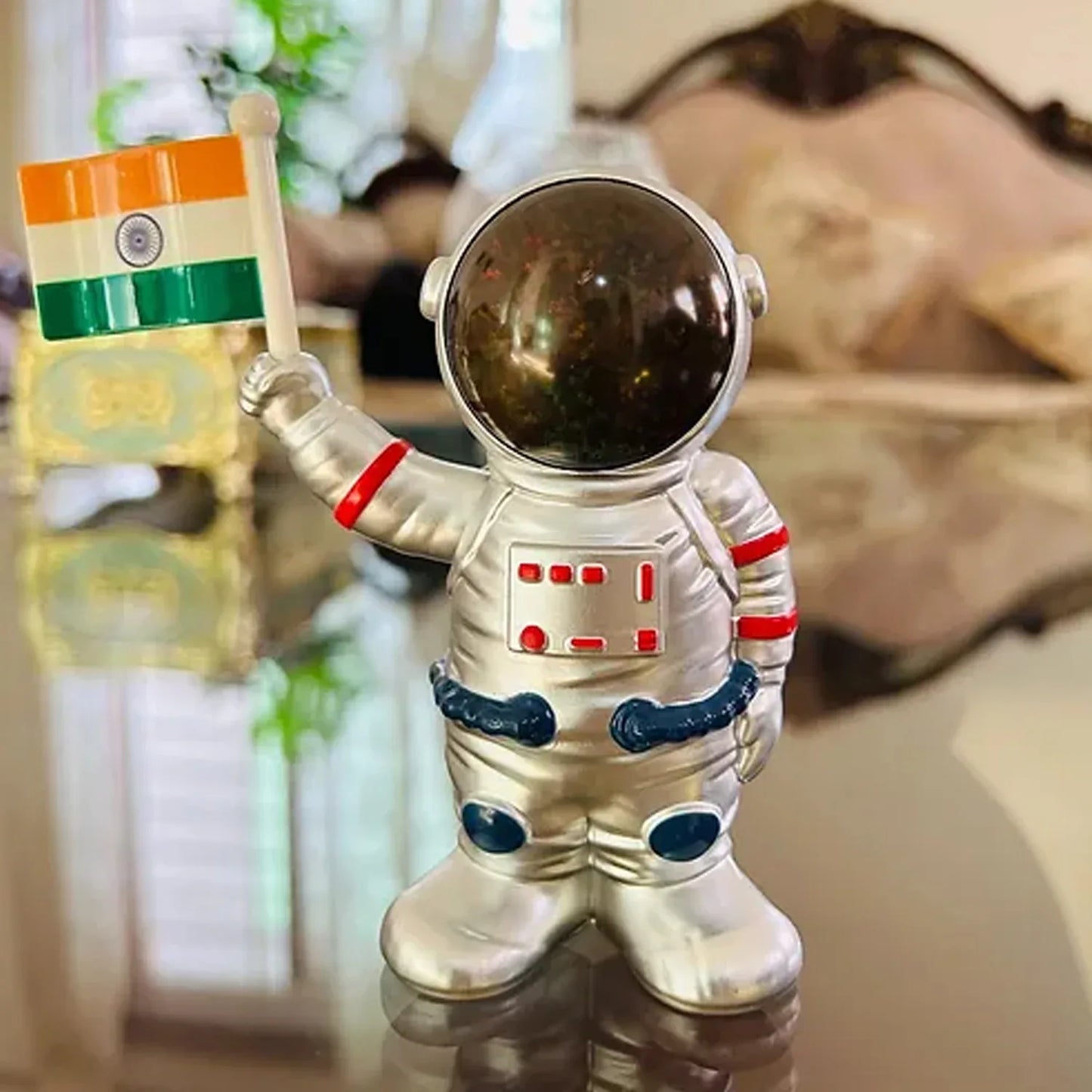 Solar Power Astronaut Ornament Moving Hand With Indian Flag (1 Pc) - Zidbik
