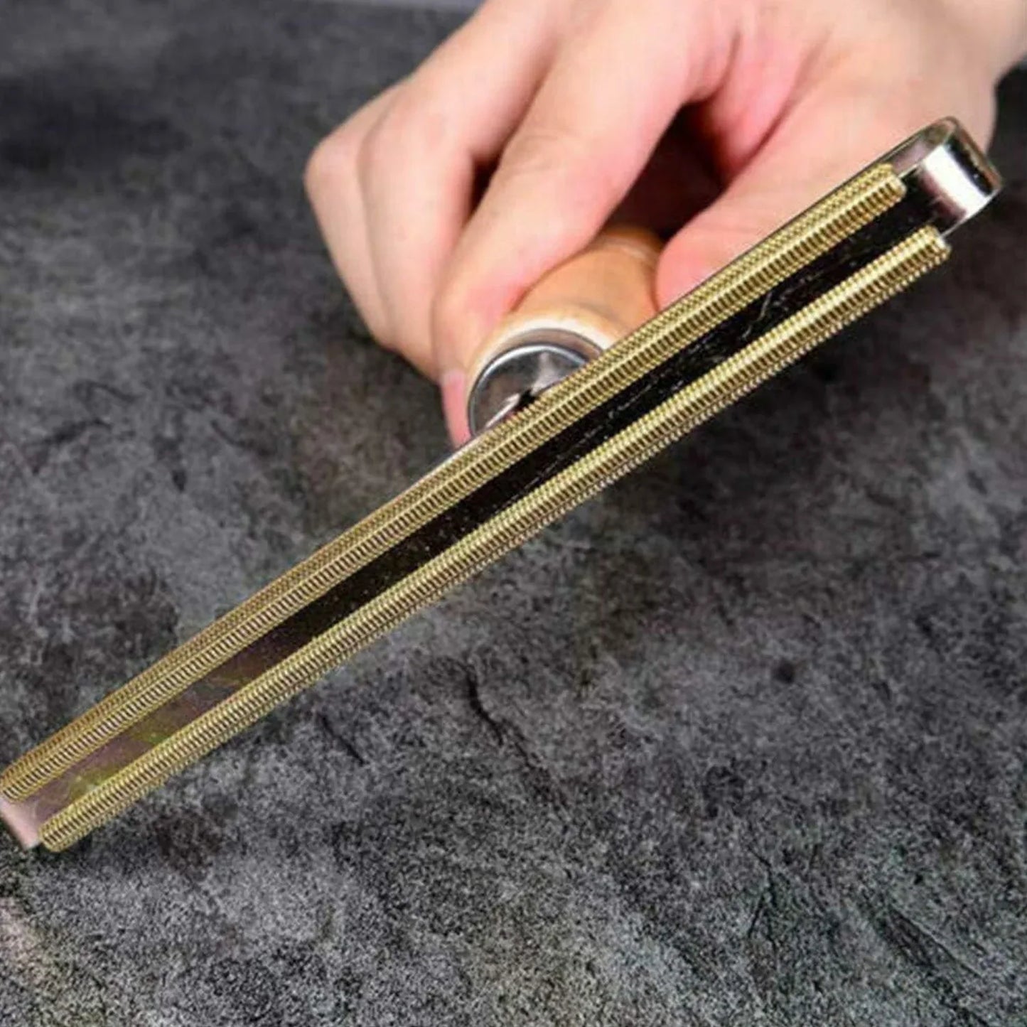 Portable Double Sided Lint Remover (1 Pc) - Zidbik