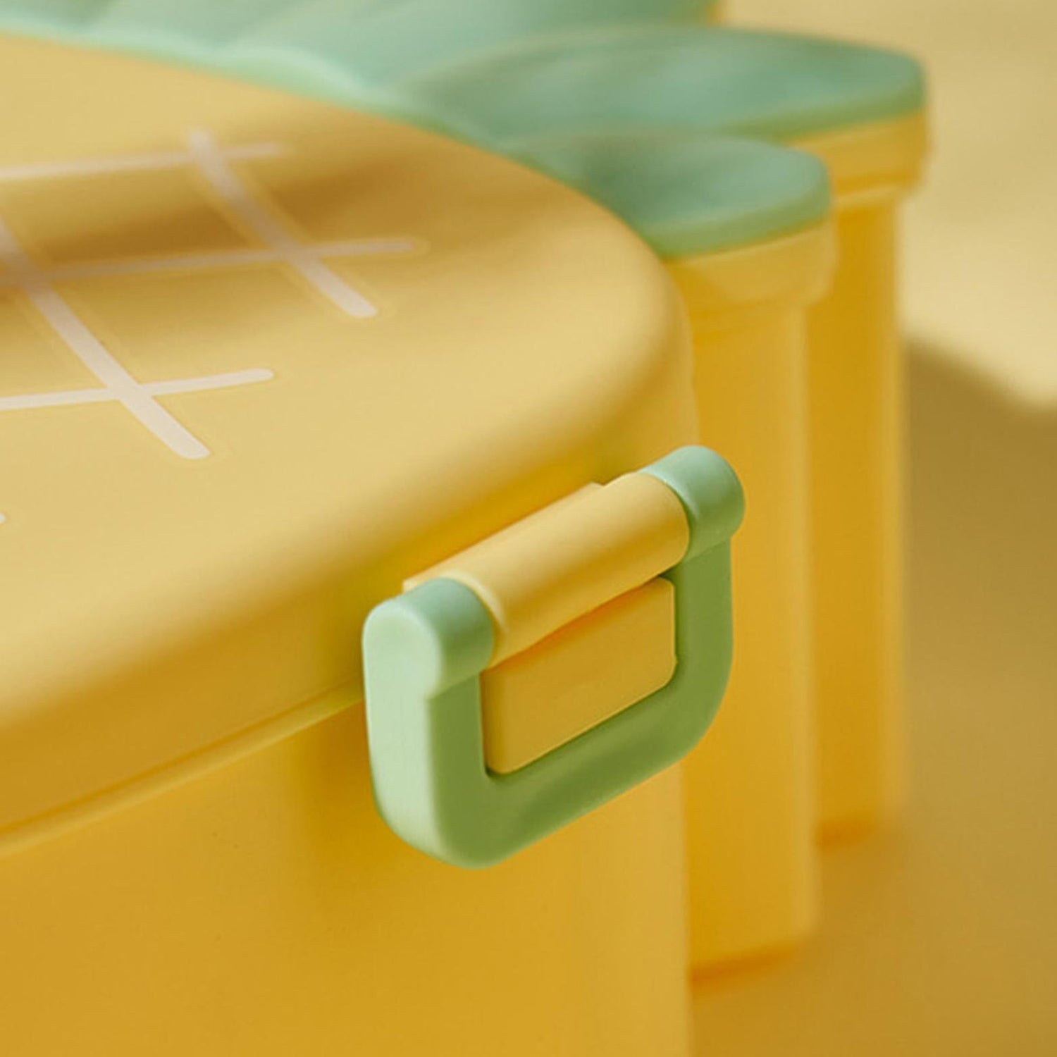 5750 Kids Lunch Box Cute Pineapple Shaped Bento Box With Fork Spoon Snack Candy Container Microwave Portable Office Lunch Box (1 Pc  With Spoon  Fork) - Zidbik