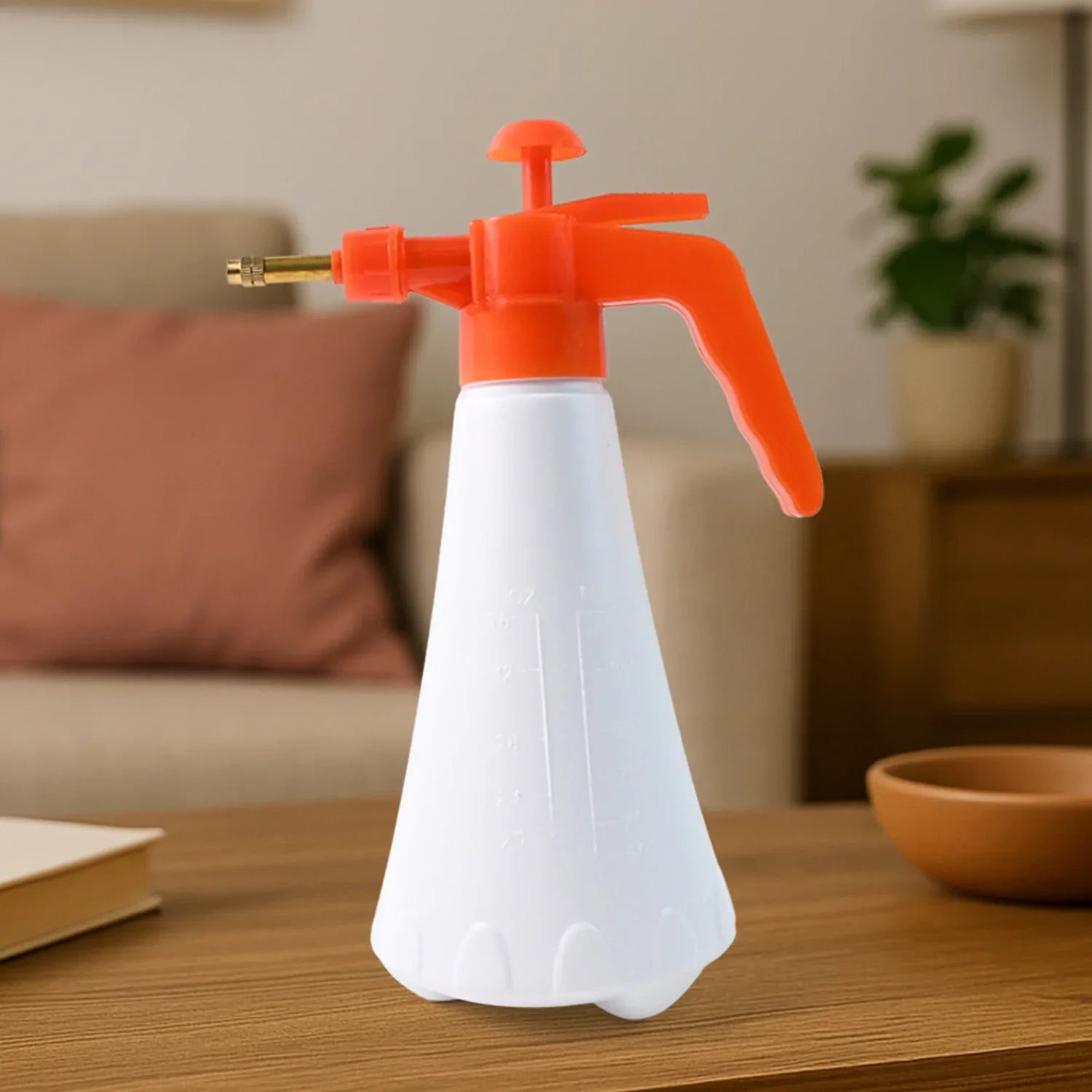 Handheld Pressure Water Sprayer Bottle (1 Ltr) - Zidbik