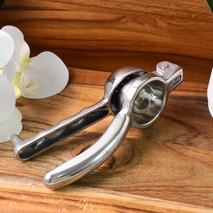 Supermom Aluminum Lemon Squeezer (1 Pc)