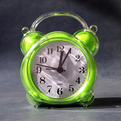 Classic Quartz Alarm Clock (1 Pc) - Zidbik
