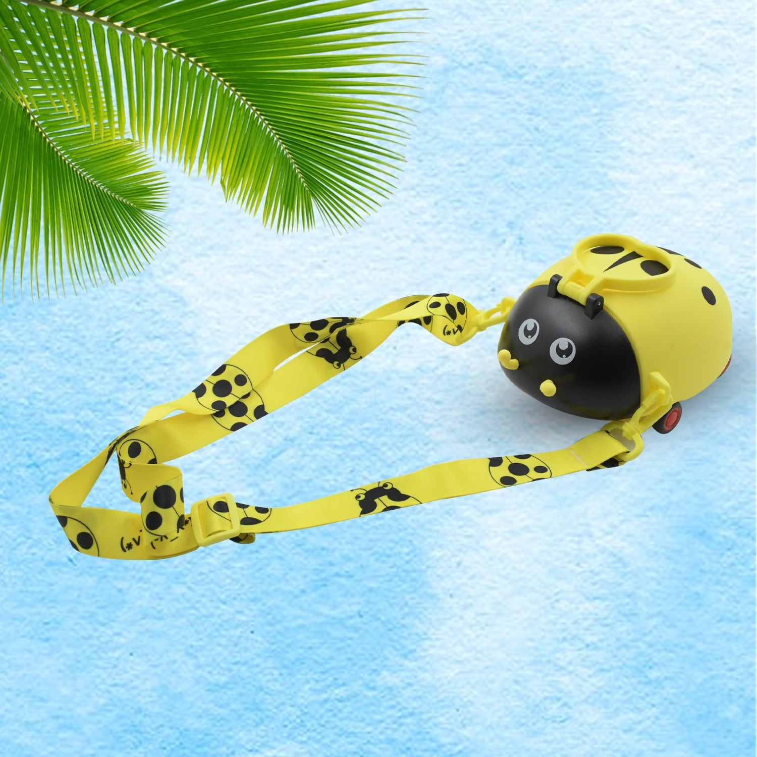 8822 Cute Plastic Bug Shape Water Bottle With Adjustable Shoulder Strap 4 Wheel   Straw Portable Drinking Cup Water Bottle For Kids  Water Bottle  Return Gift For Kids  Water Bottle With Straw  School Kinds Water Bottle (1 Pc) - Zidbik