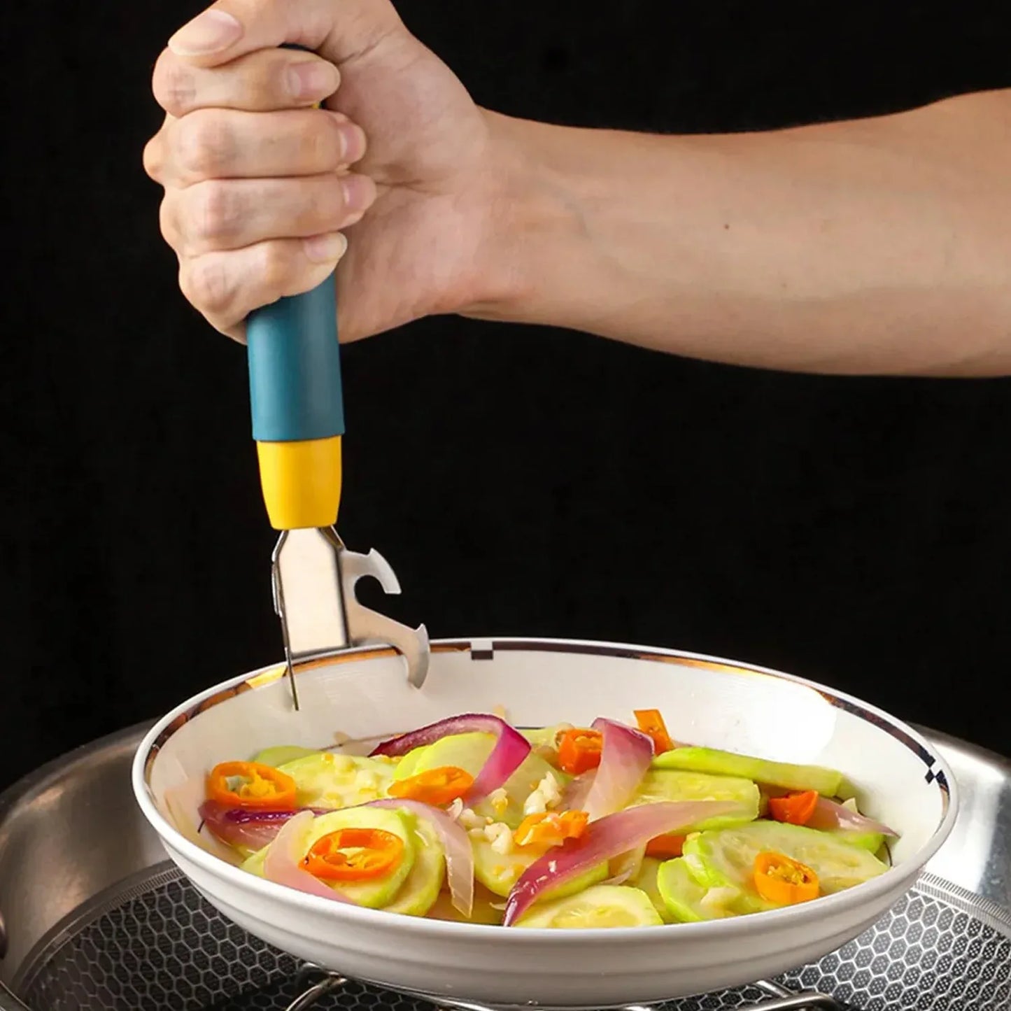 Multi-functional Stainless Steel Hot Pot Gripper Clamp Pan Lifter Tool (1 Pc) - Zidbik
