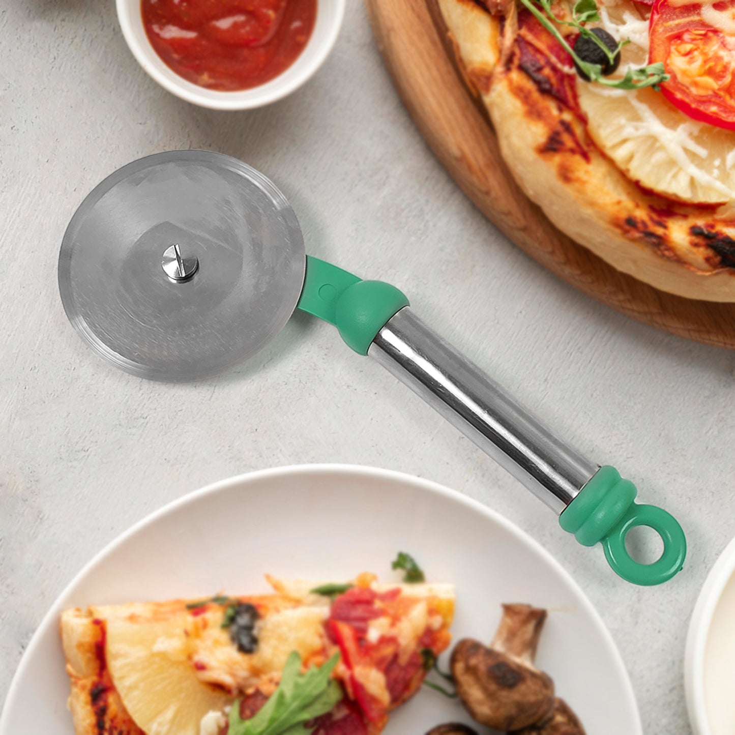 Kitchen Stainless Steel Wheel Pizza Cutter (1 Pc) - Zidbik