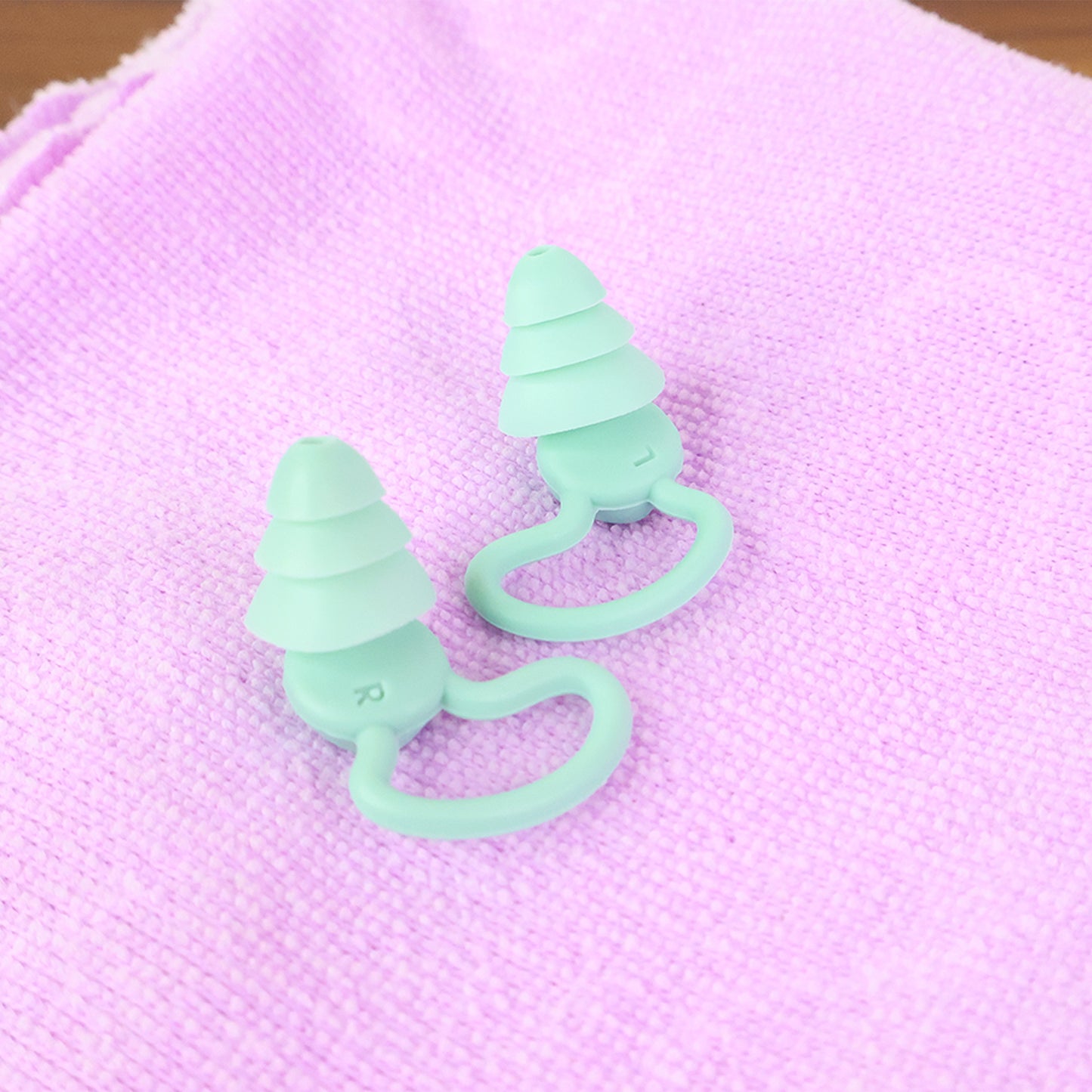 Premium Layered Silicone Noise Reduction Earplugs (1 Pair) - Zidbik