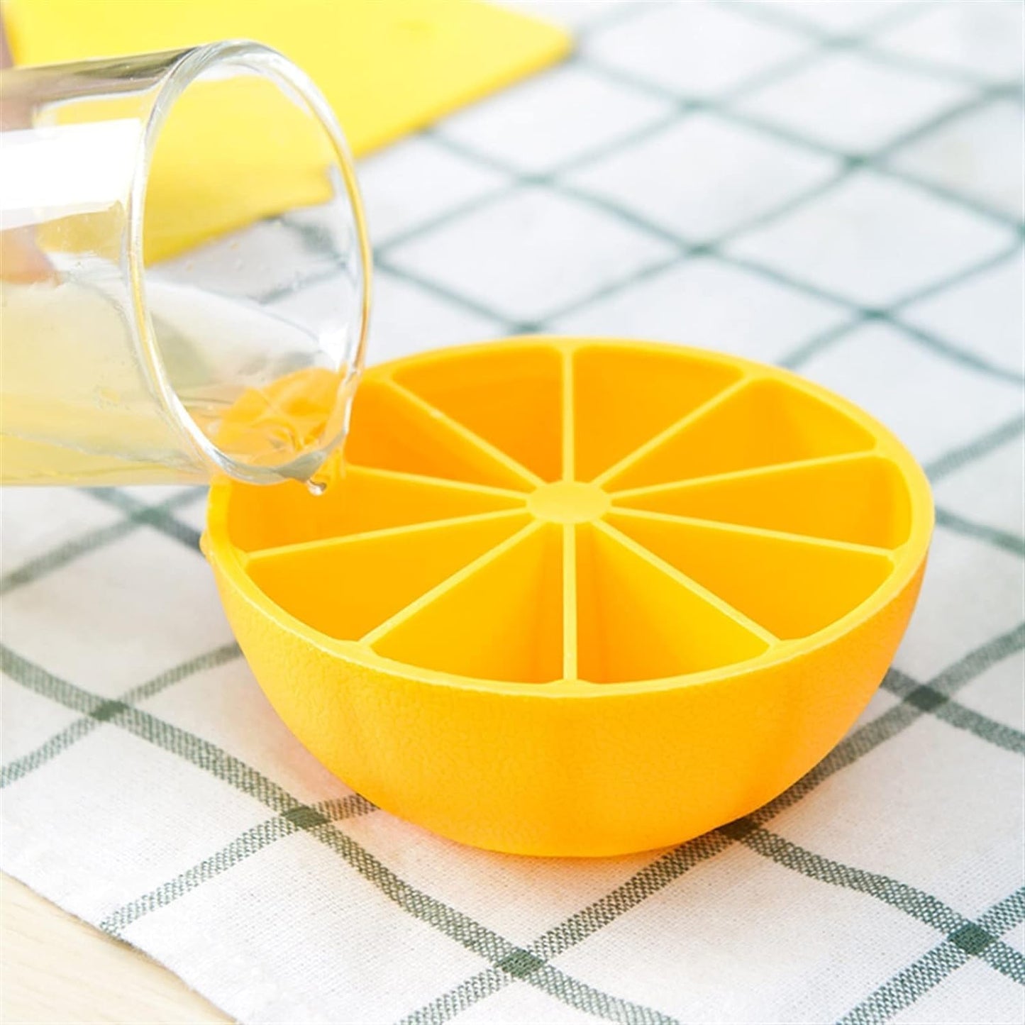 Lemon Shape Flexible Silicone Ice Cube Tray  8-slot Round Ice Mold (1 Pc) - Zidbik