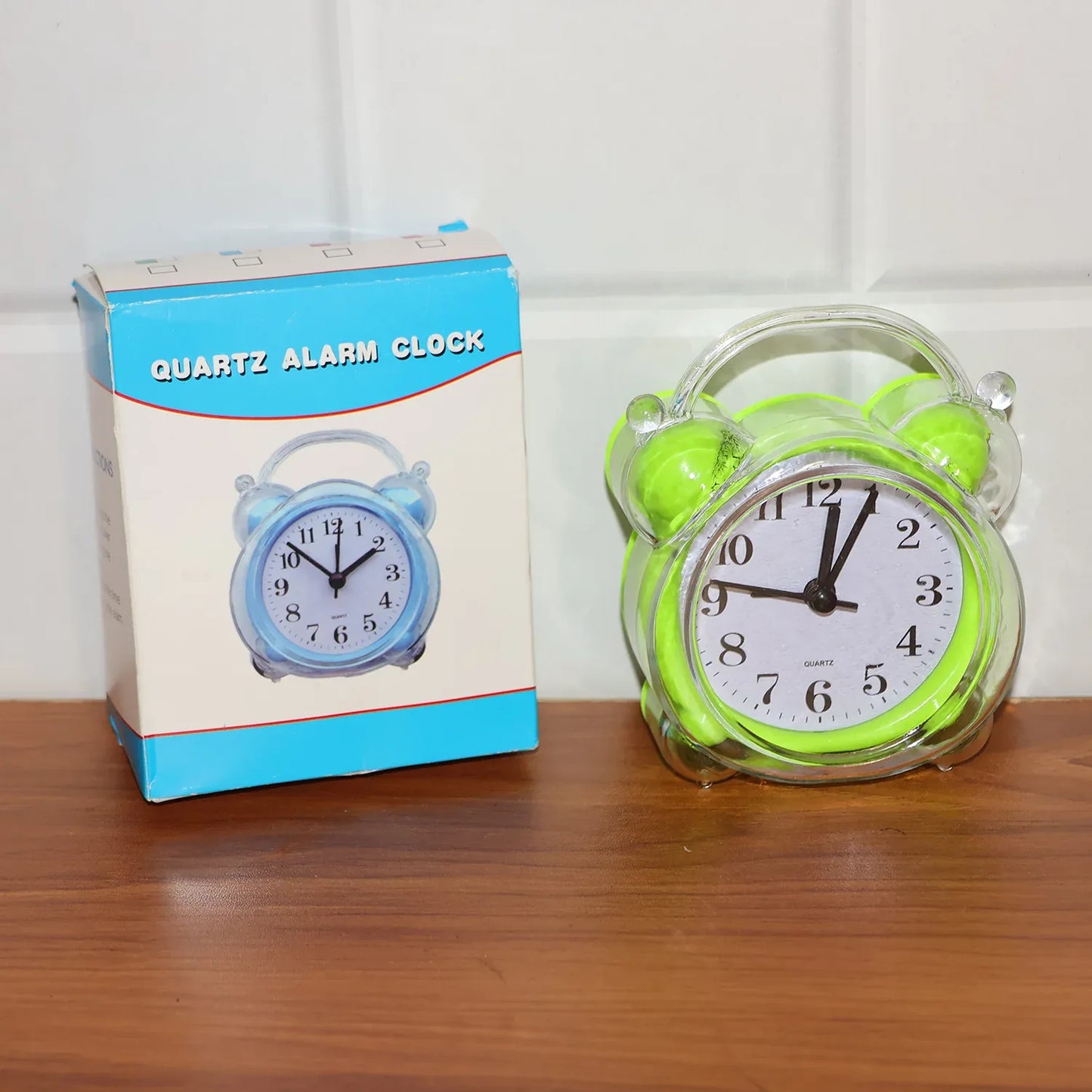 Classic Quartz Alarm Clock (1 Pc) - Zidbik