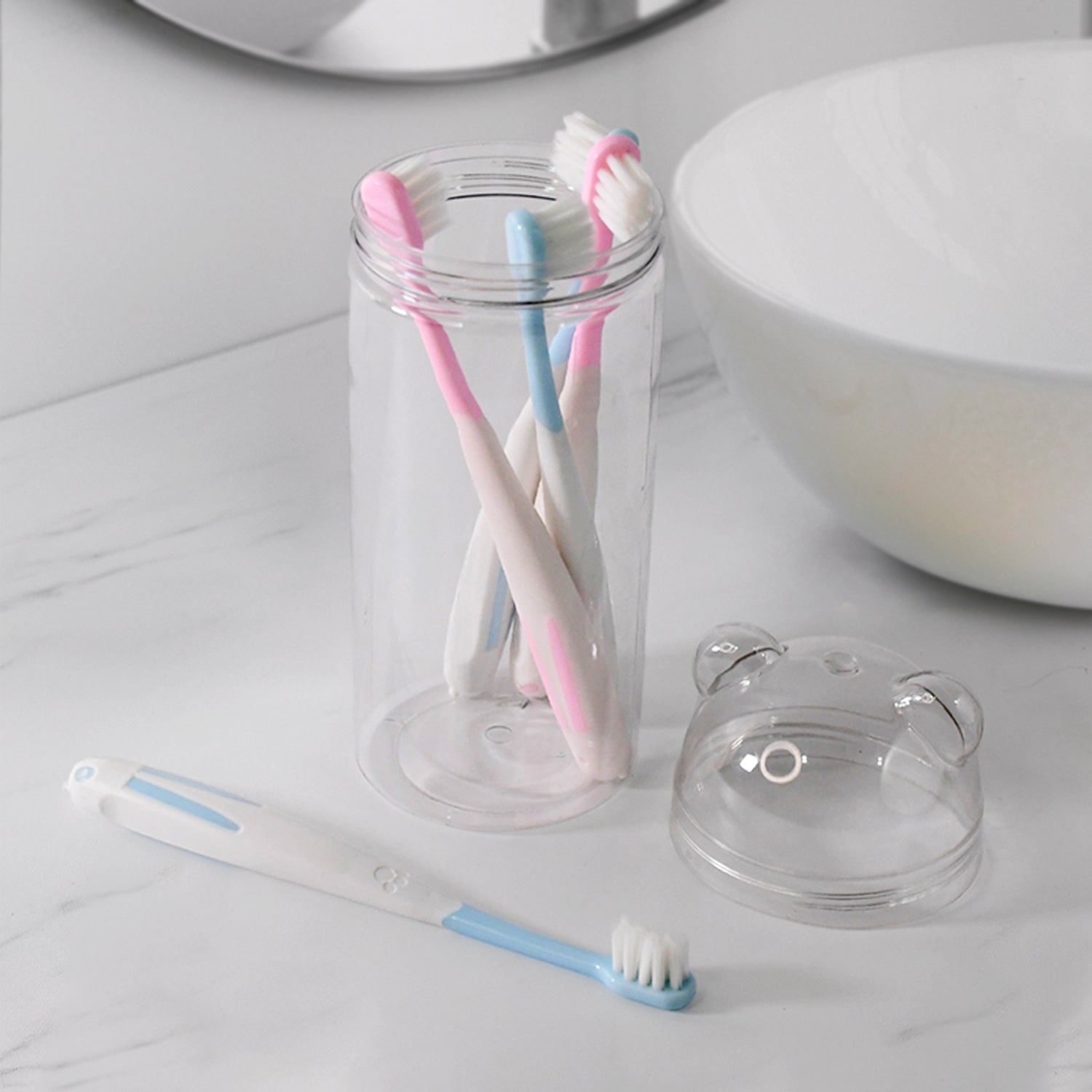 Multipurpose Travel-friendly Toothbrush Holder With 4 Soft Bristle Toothbrushes - Zidbik