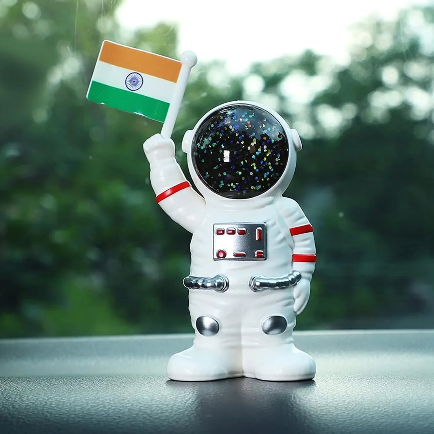 Solar Power Astronaut Ornament Moving Hand With Indian Flag (1 Pc) - Zidbik