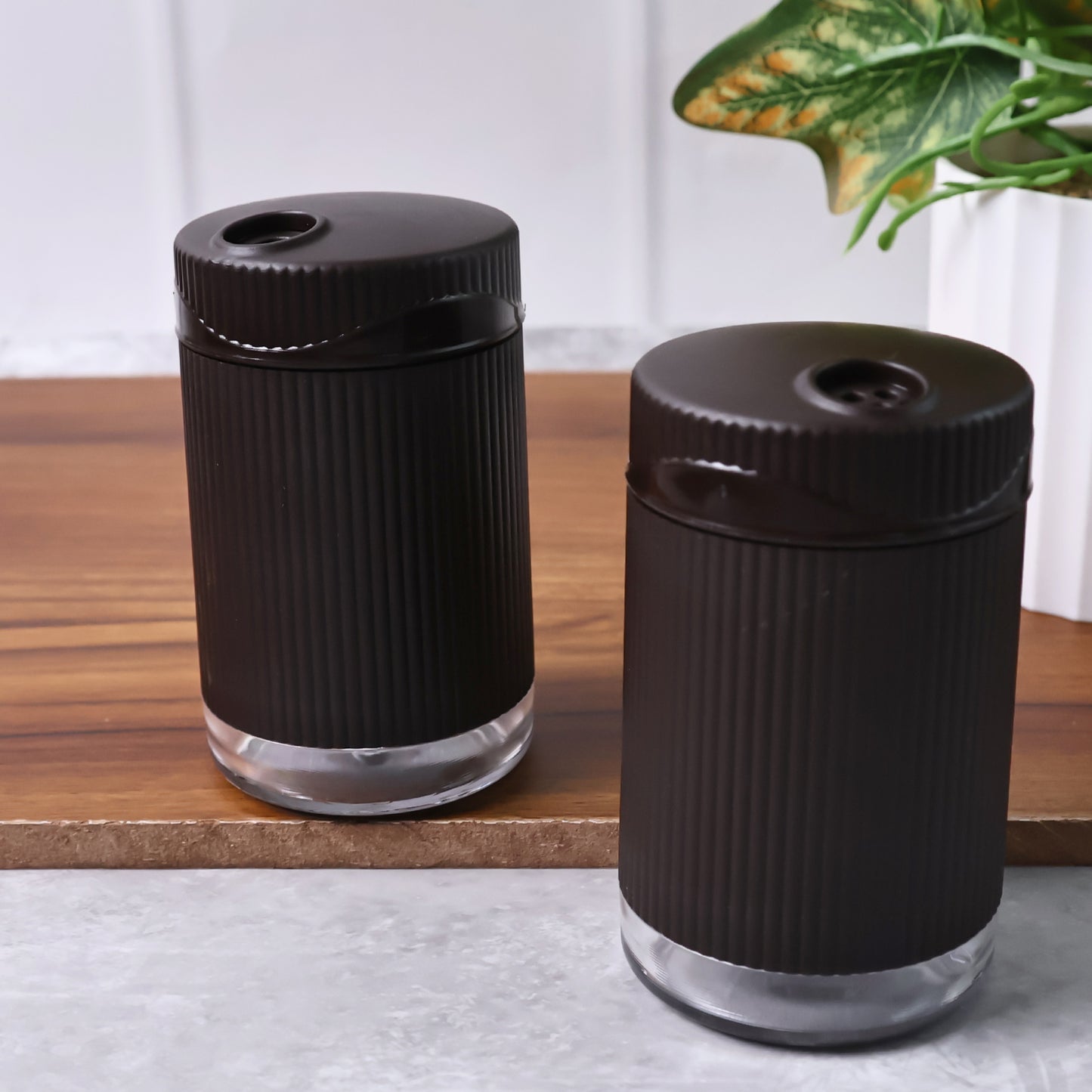 Supermom Linoo Salt  Pepper Dispenser Set (2 Pc) - Zidbik