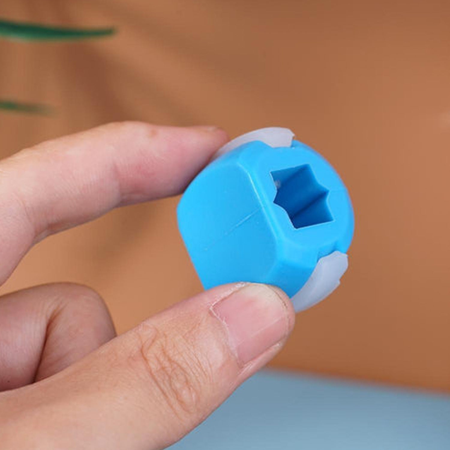 6101 V Cn Blue Jaw Exerciser Used To Gain Sharp And Chiselled Jawline Easily And Fast. - Zidbik