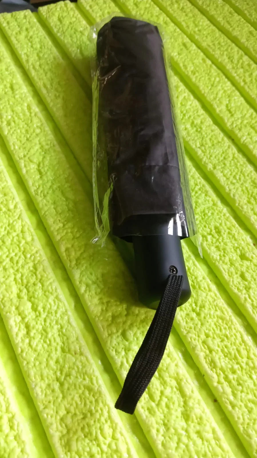 12744 2 Fold Manual Open Umbrella Windproof Sunproof Rainproof With Sturdy Steel Shaft Wrist Straps Easy To Hold Carry Umbrella For Women Men Kids - Zidbik