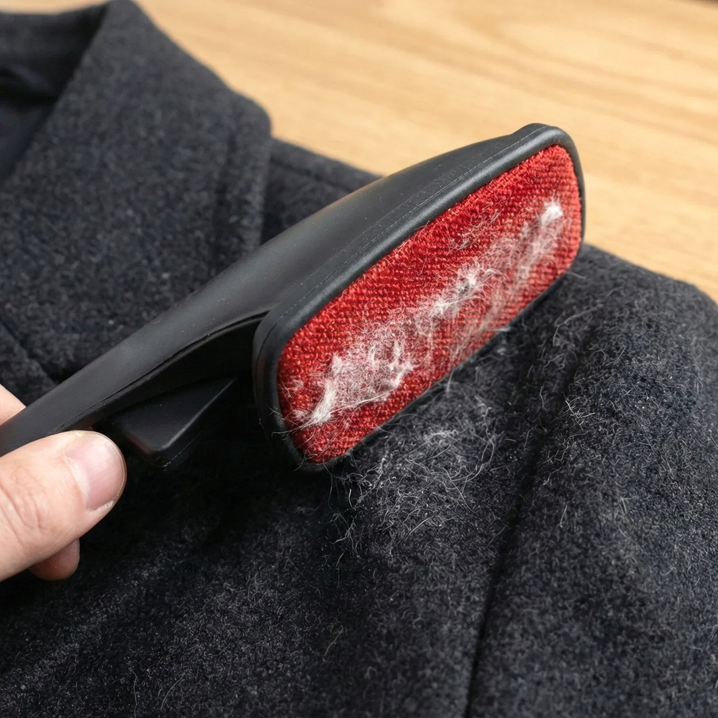 Reusable Double-sided Clothes Lint Remover Brush (1 Pc) - Zidbik