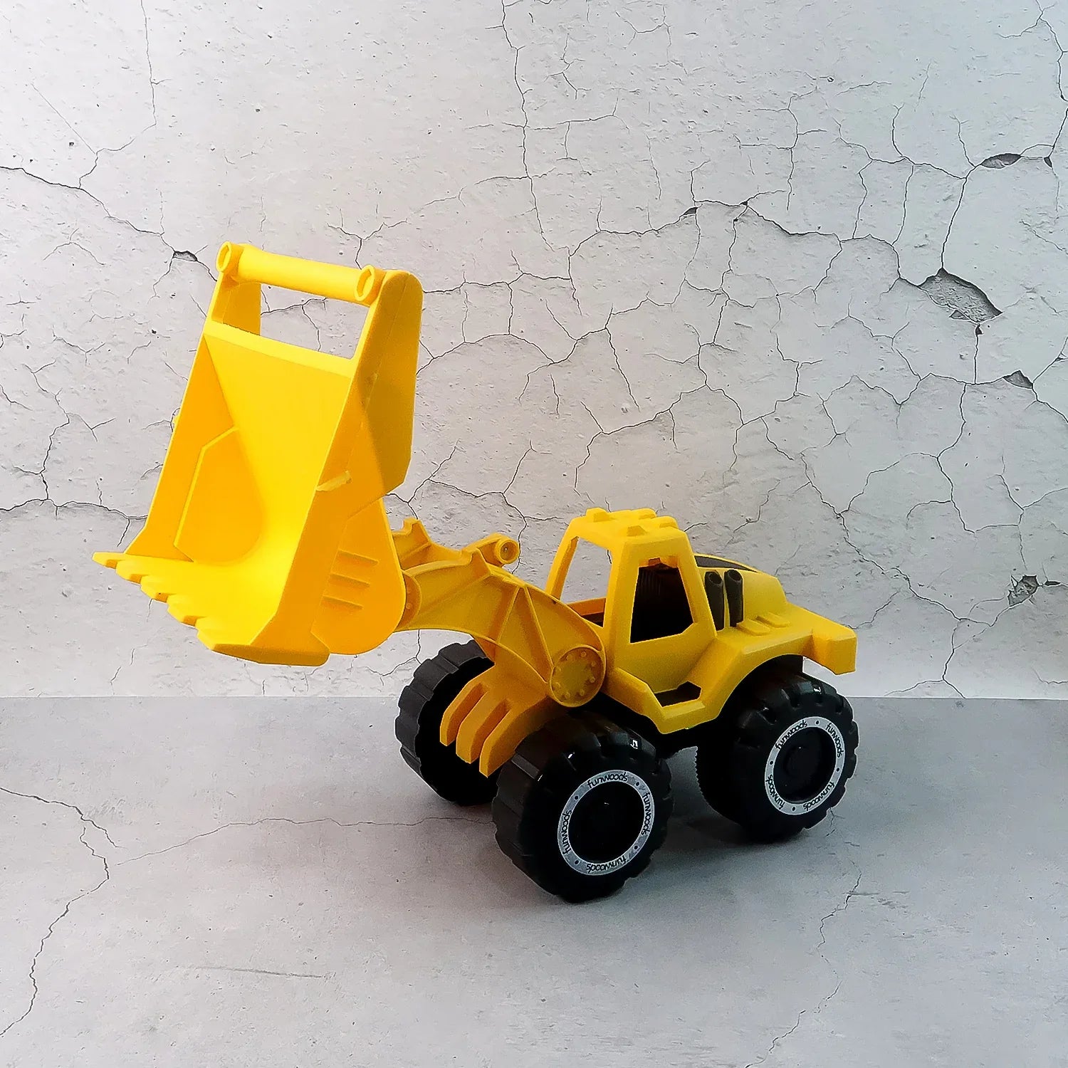 Funwoods Friction-powered Front Loader Bulldozer Toy - (1 Pc) - Zidbik